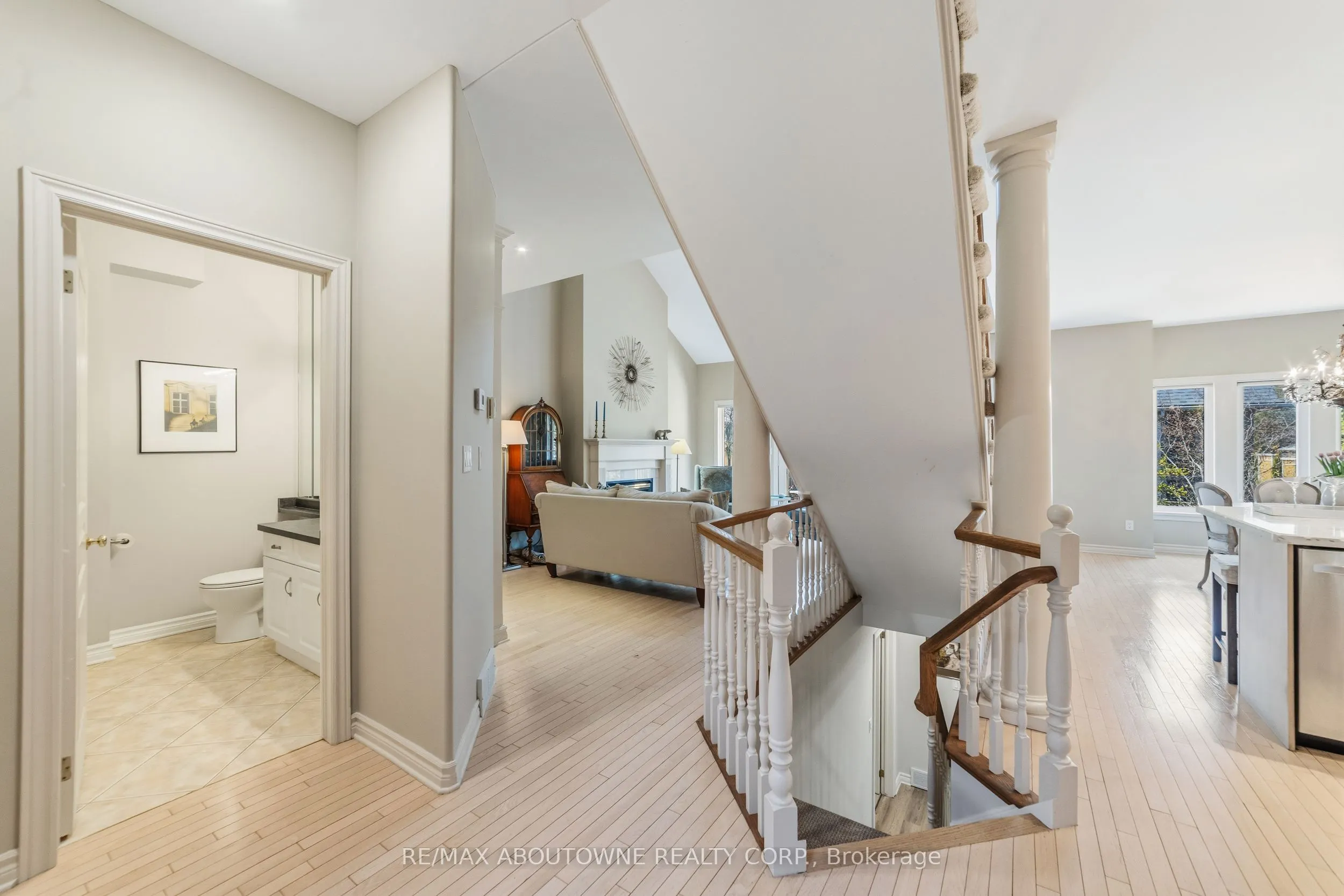 575 Simcoe Street #12