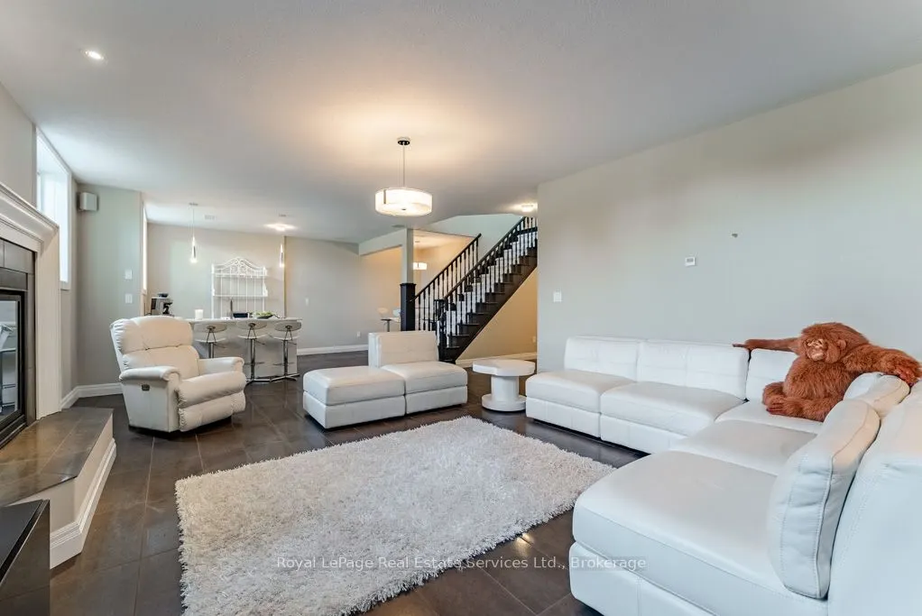 365 Robinson Road