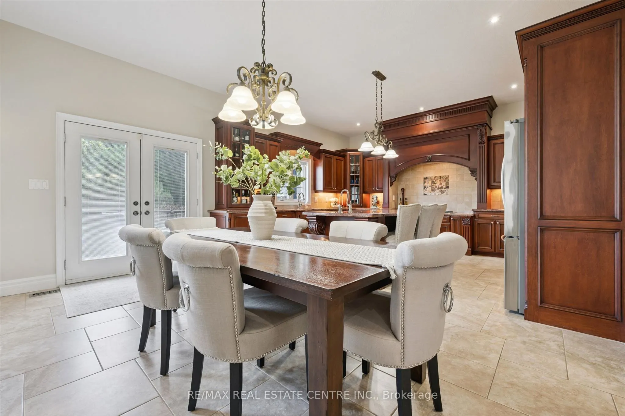 332 Scenic Drive