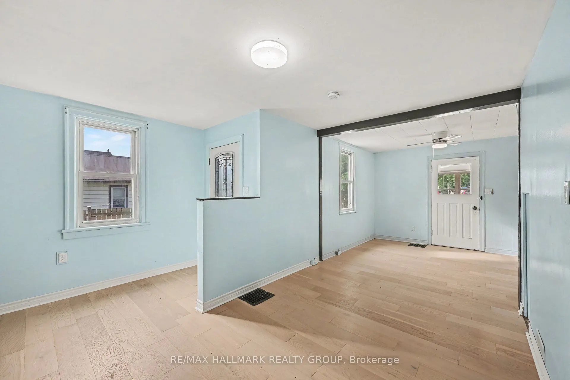 617 Roy Street W