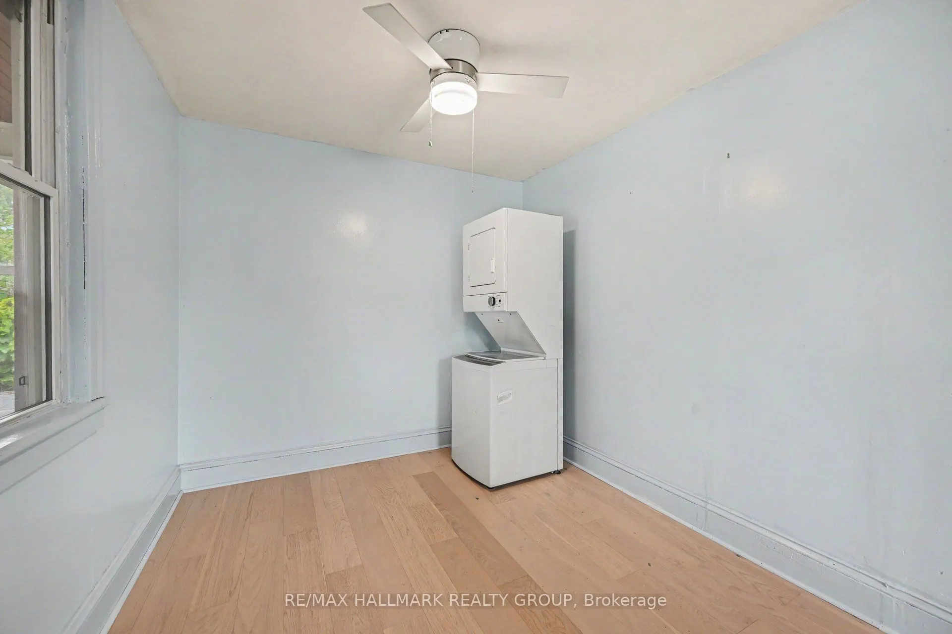 617 Roy Street W