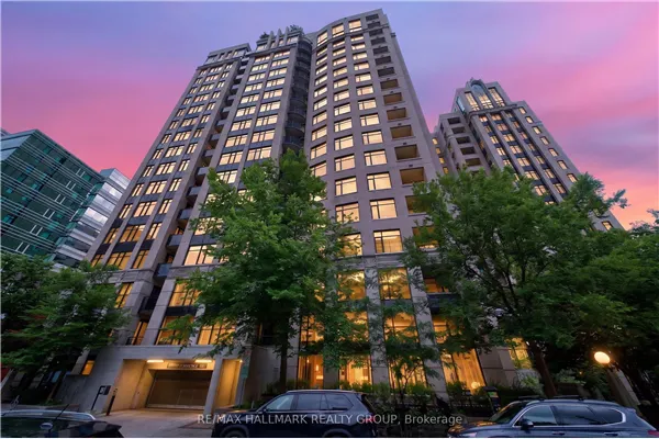 235 Kent Street #PH05