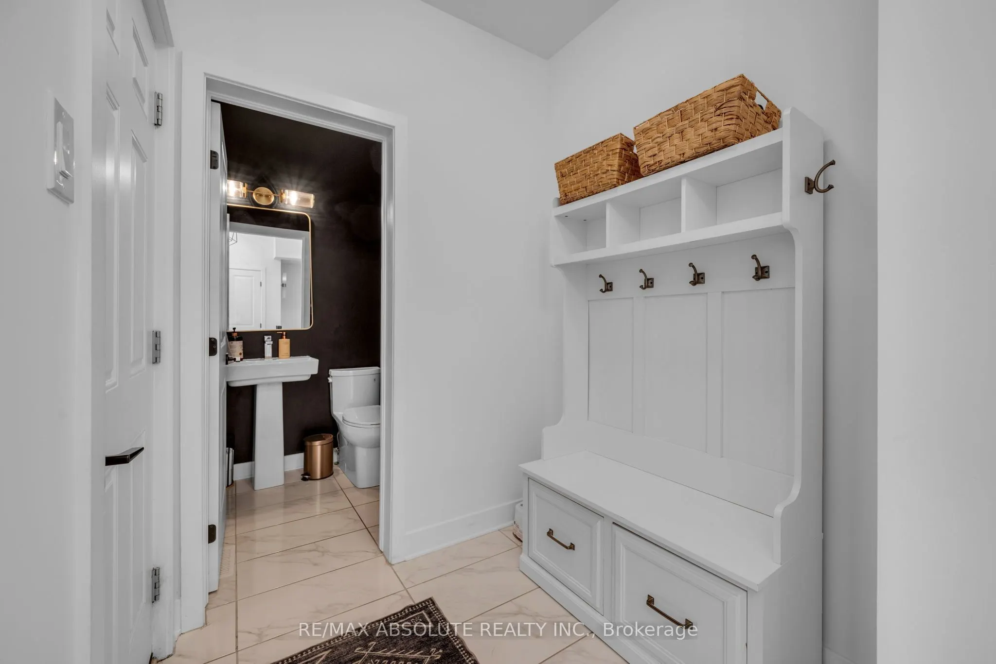 826 Chipping Circle