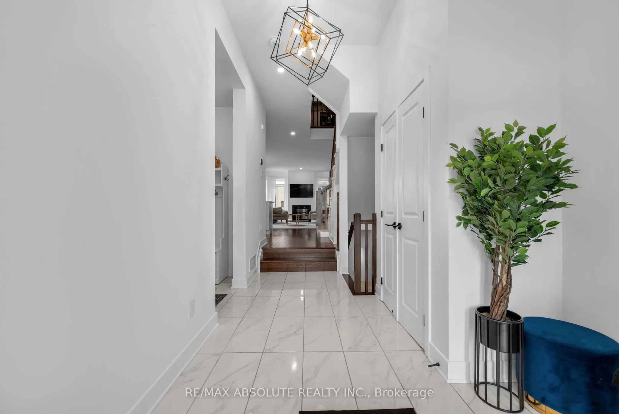 826 Chipping Circle