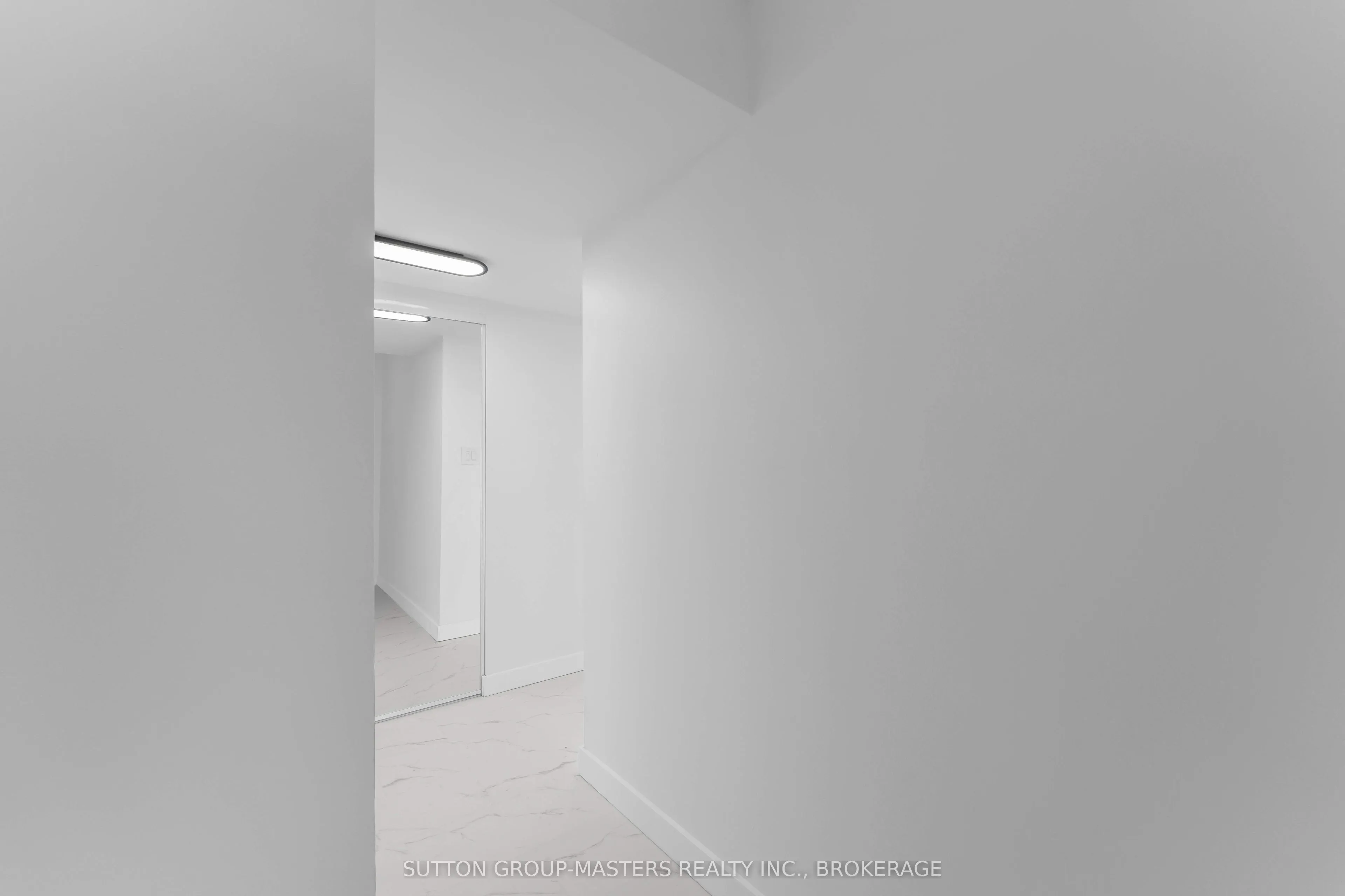 165 Ontario Street #801
