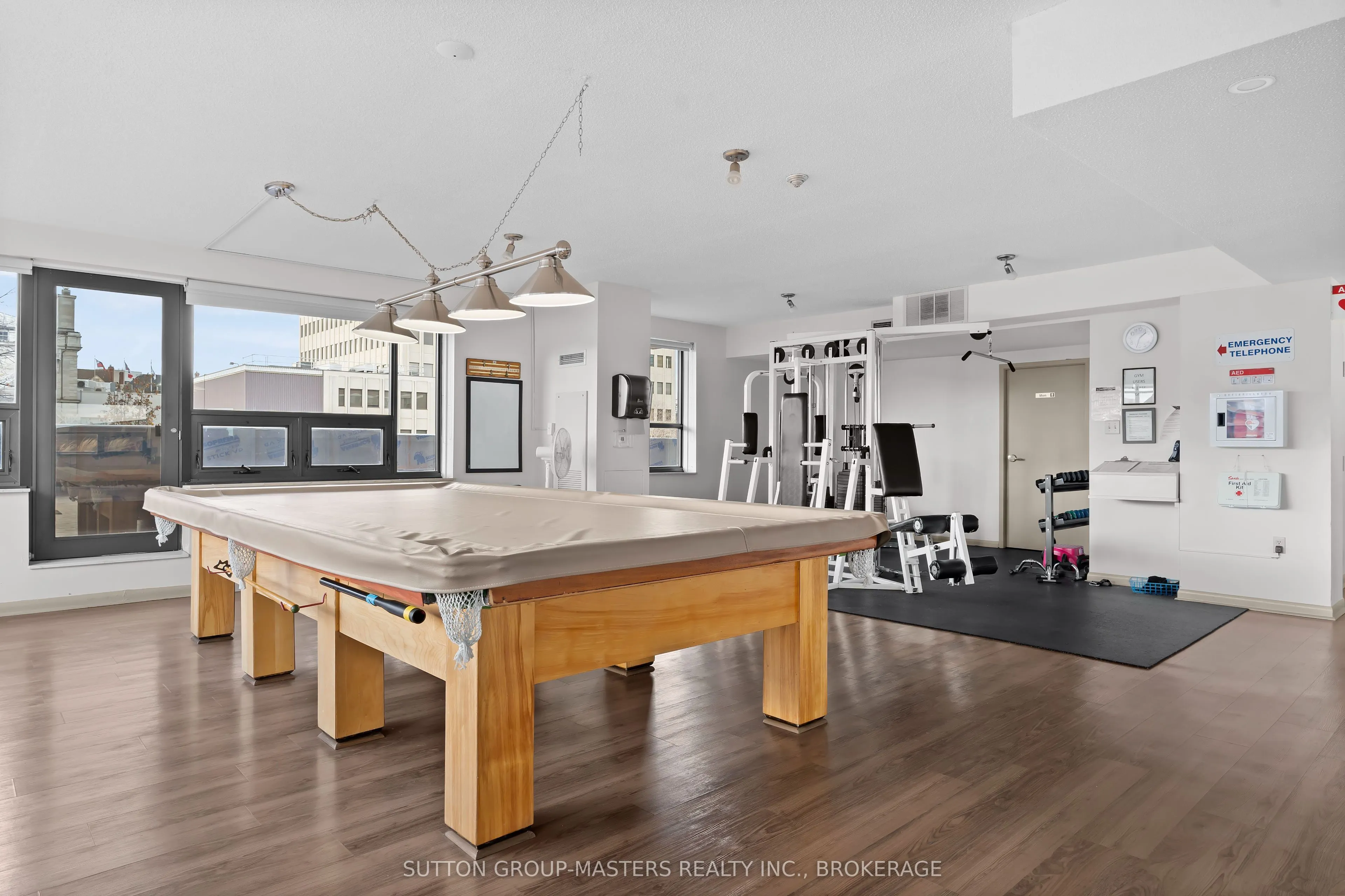 165 Ontario Street #801