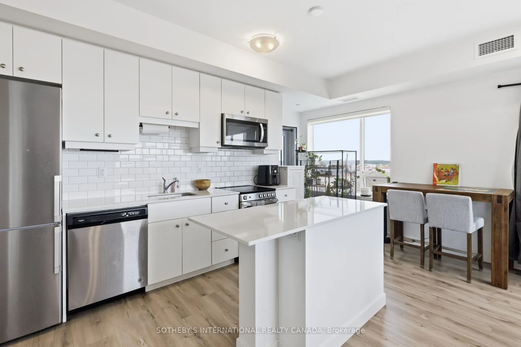 247 Northfield Drive E #514