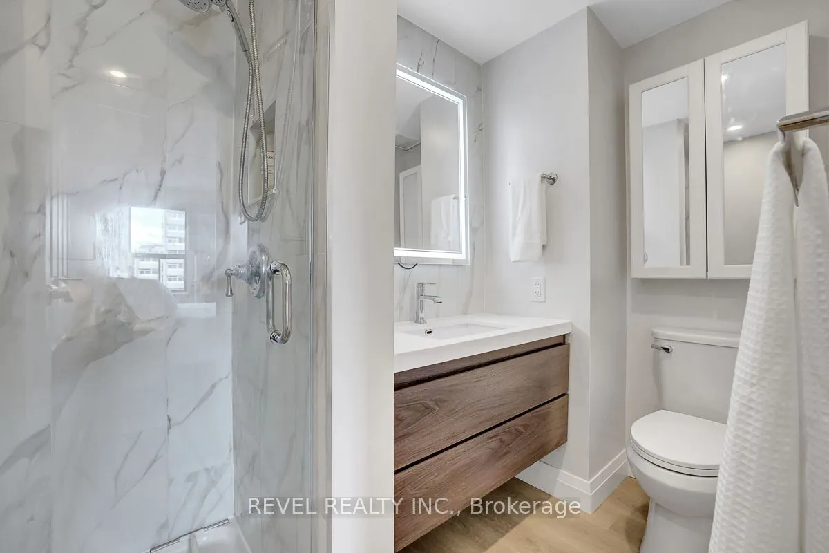 556 Laurier Avenue W #2003