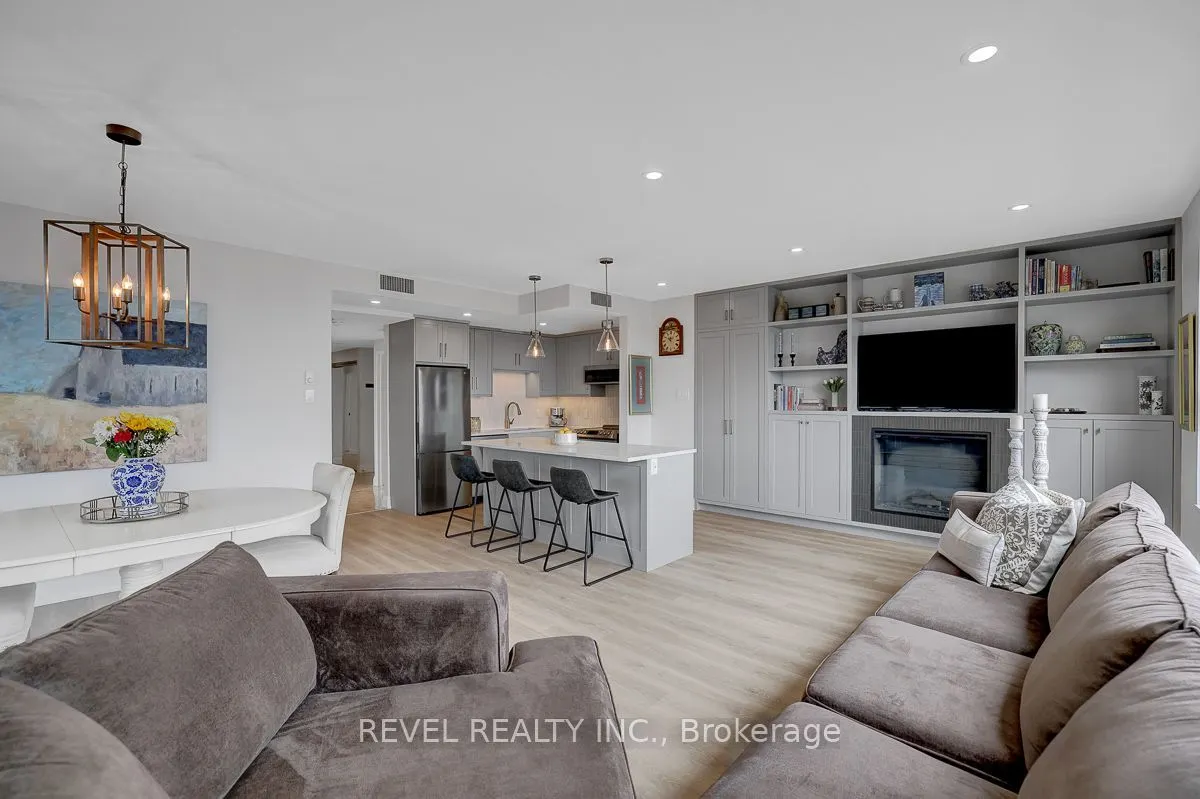 556 Laurier Avenue W #2003