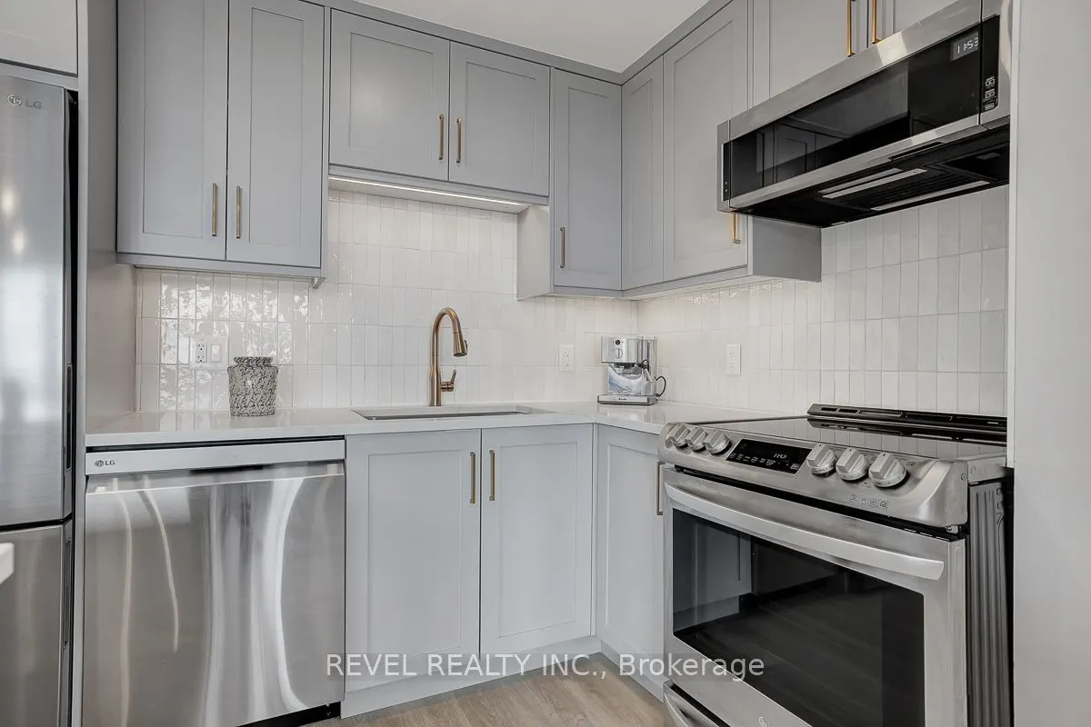 556 Laurier Avenue W #2003
