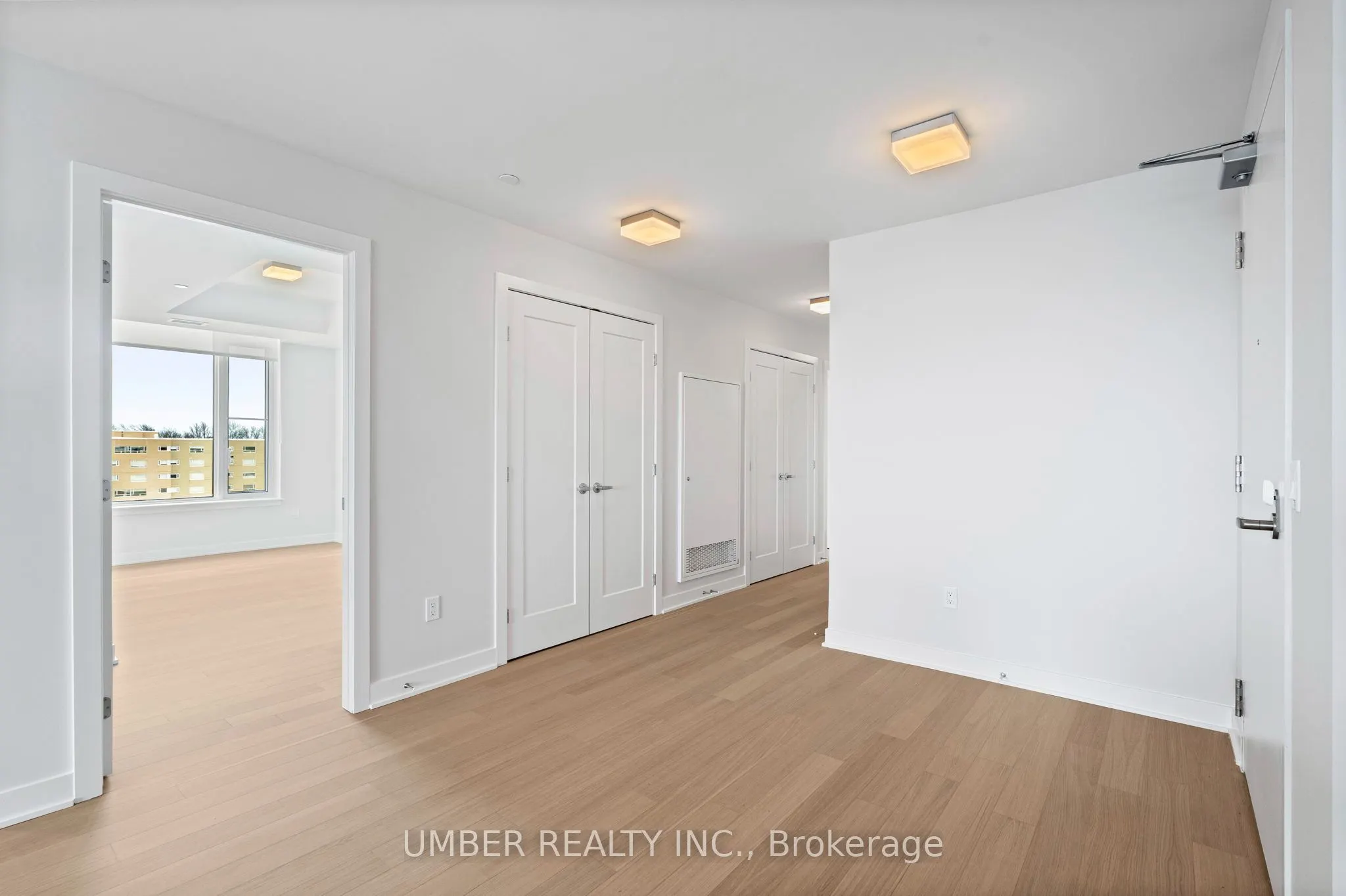 360 Deschatelets Avenue #706