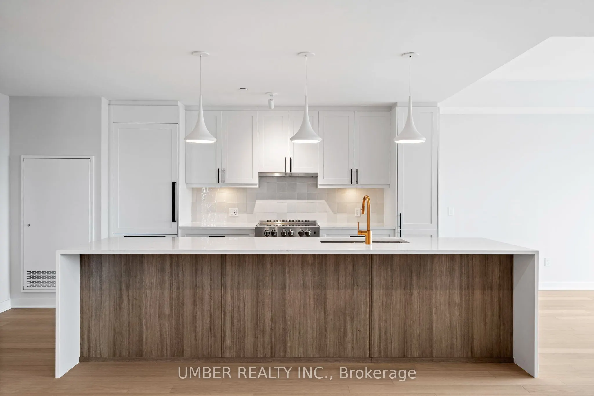 360 Deschatelets Avenue #706
