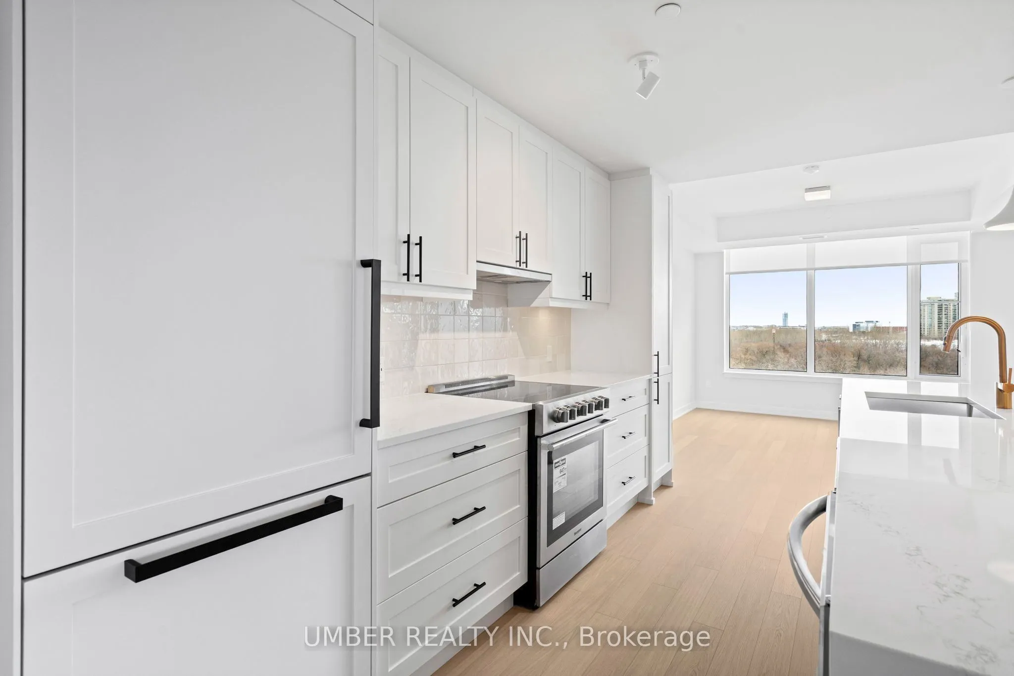 360 Deschatelets Avenue #706