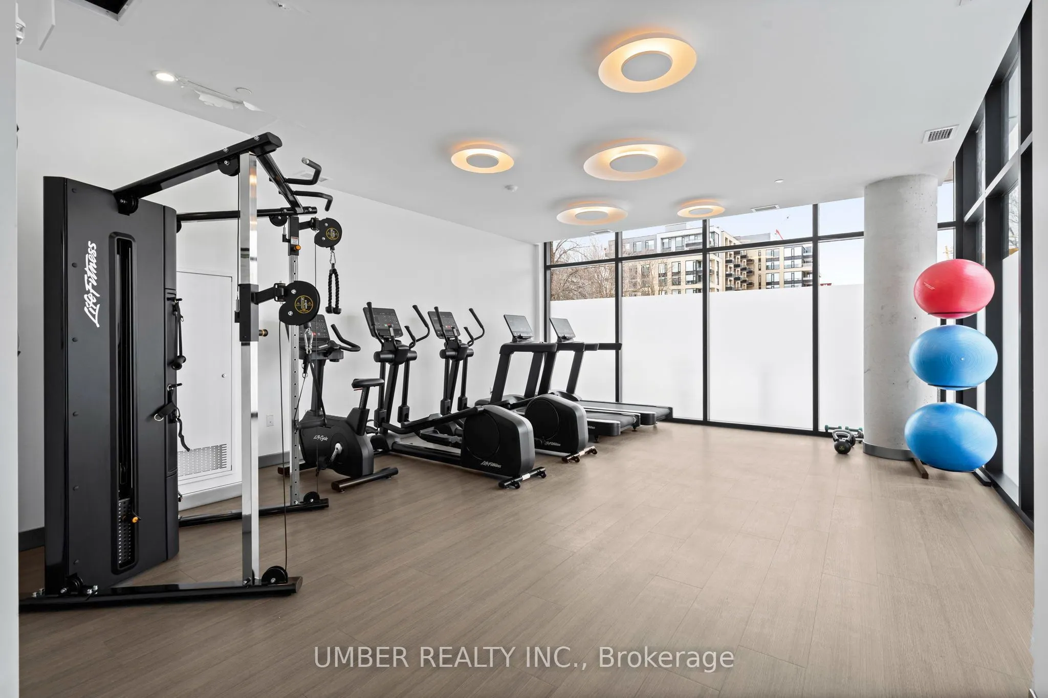 360 Deschatelets Avenue #706
