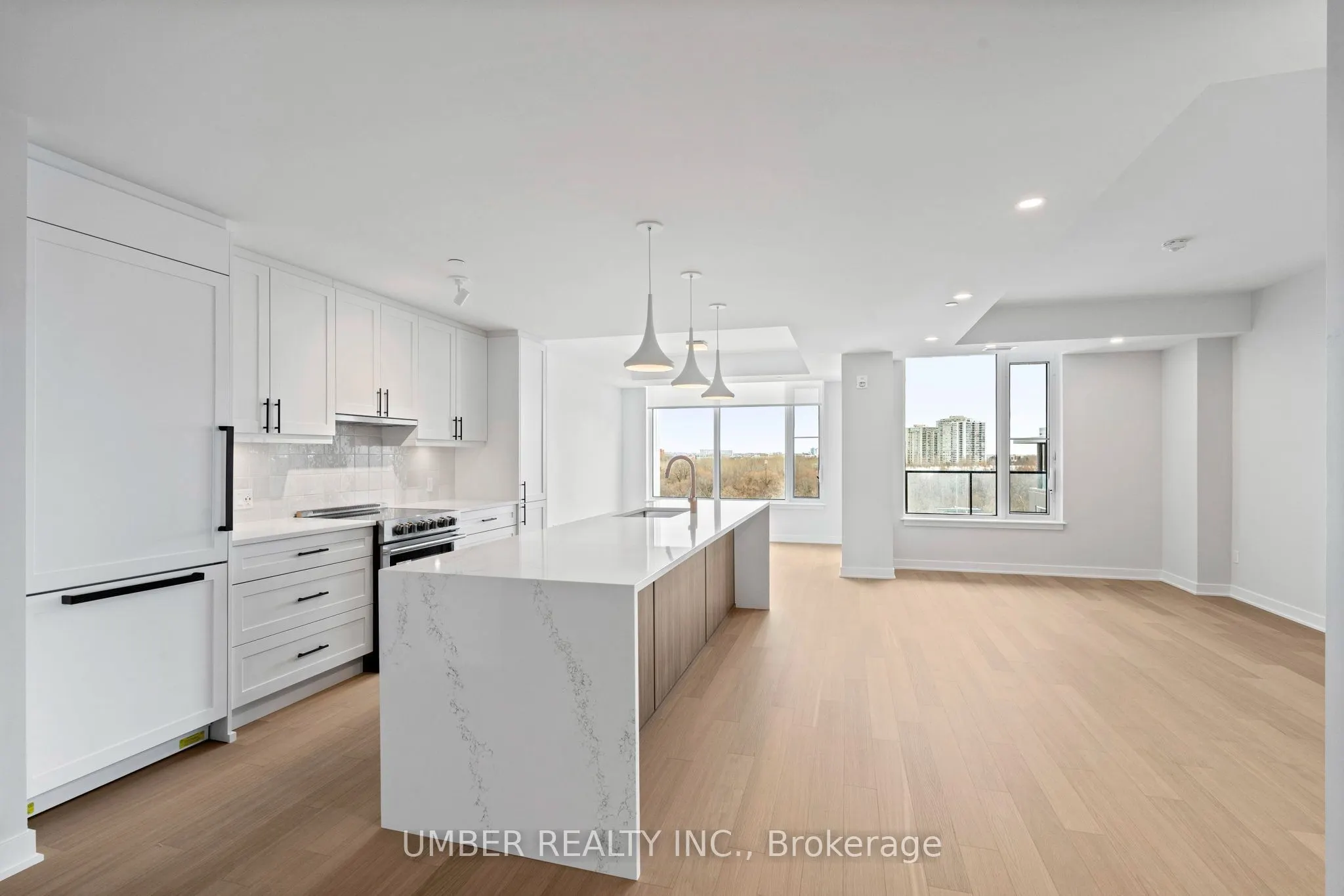 360 Deschatelets Avenue #706