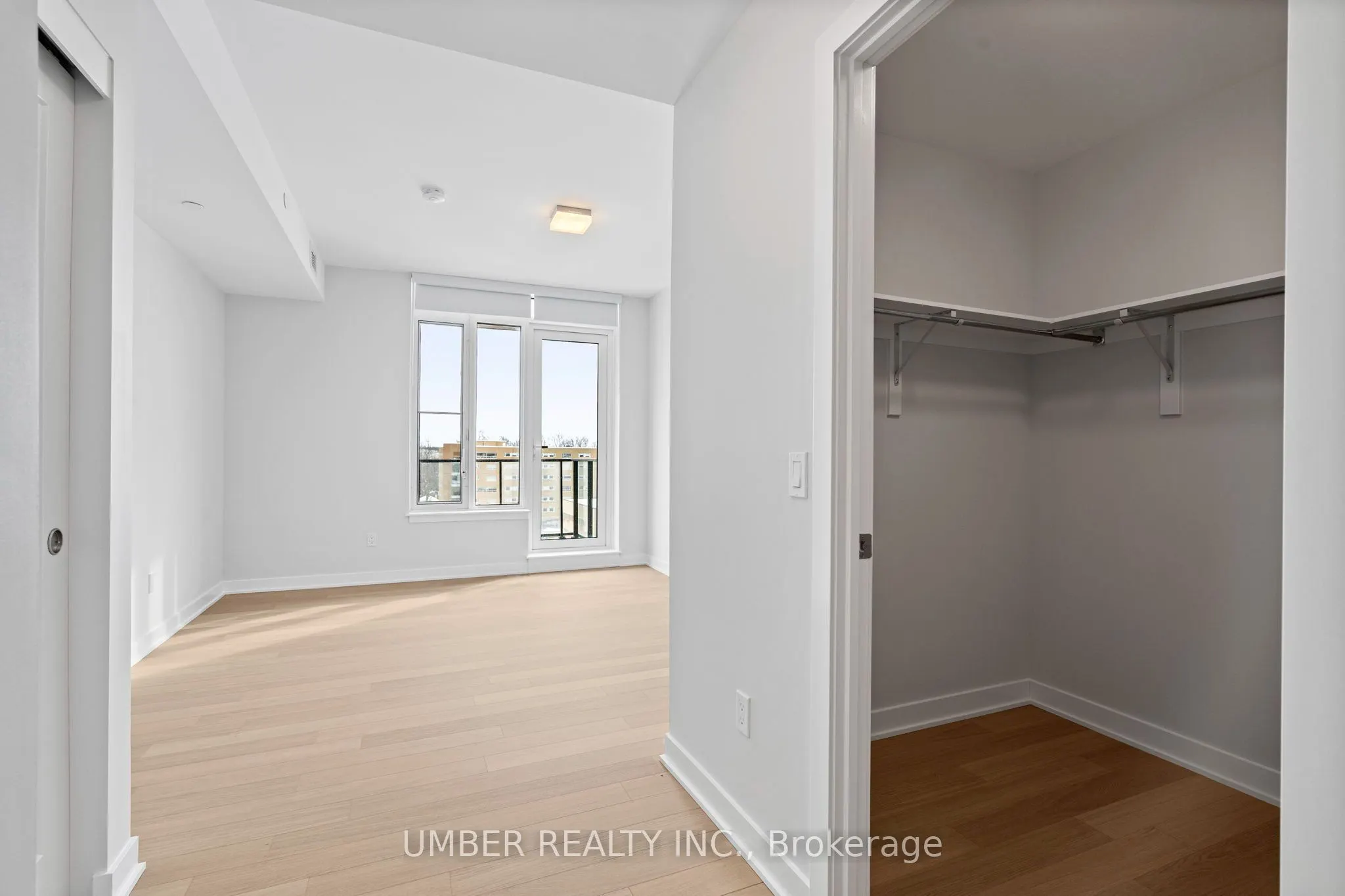 360 Deschatelets Avenue #706
