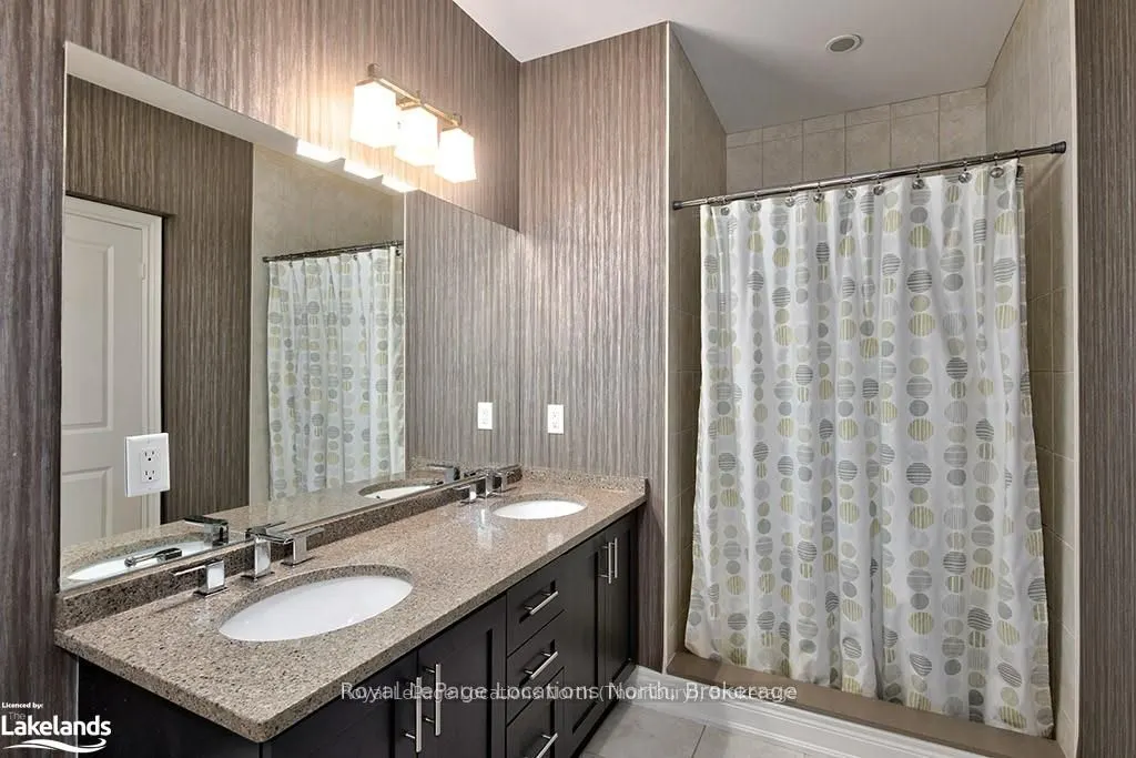 25 BEAVER Street S #205