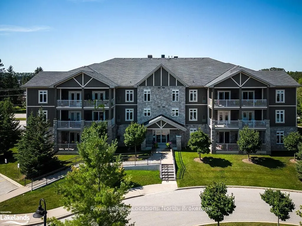 25 BEAVER Street S #205