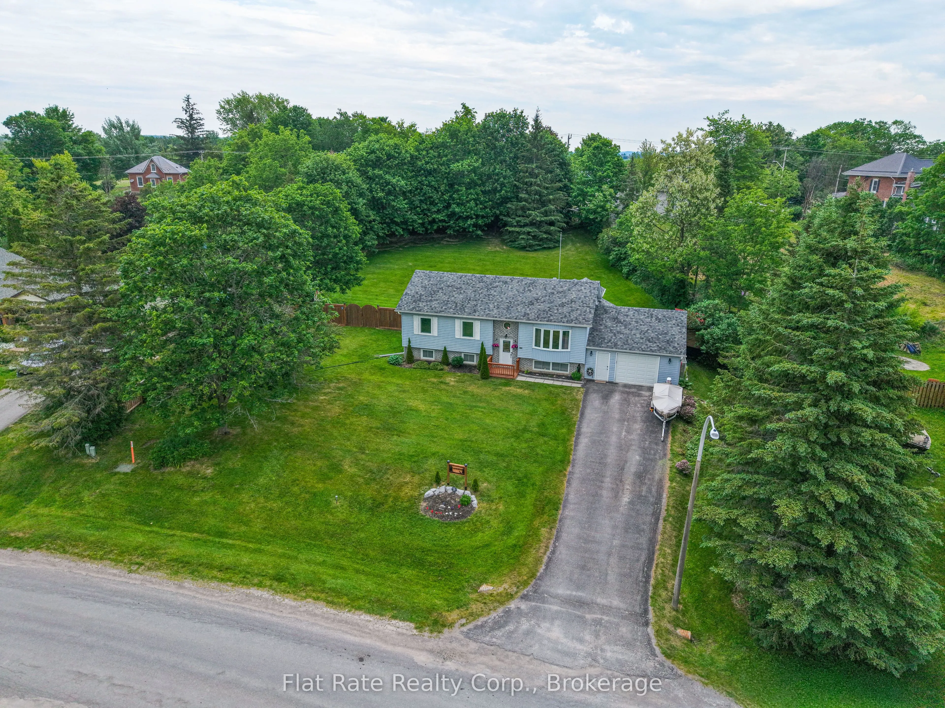 109 PINECREST Avenue