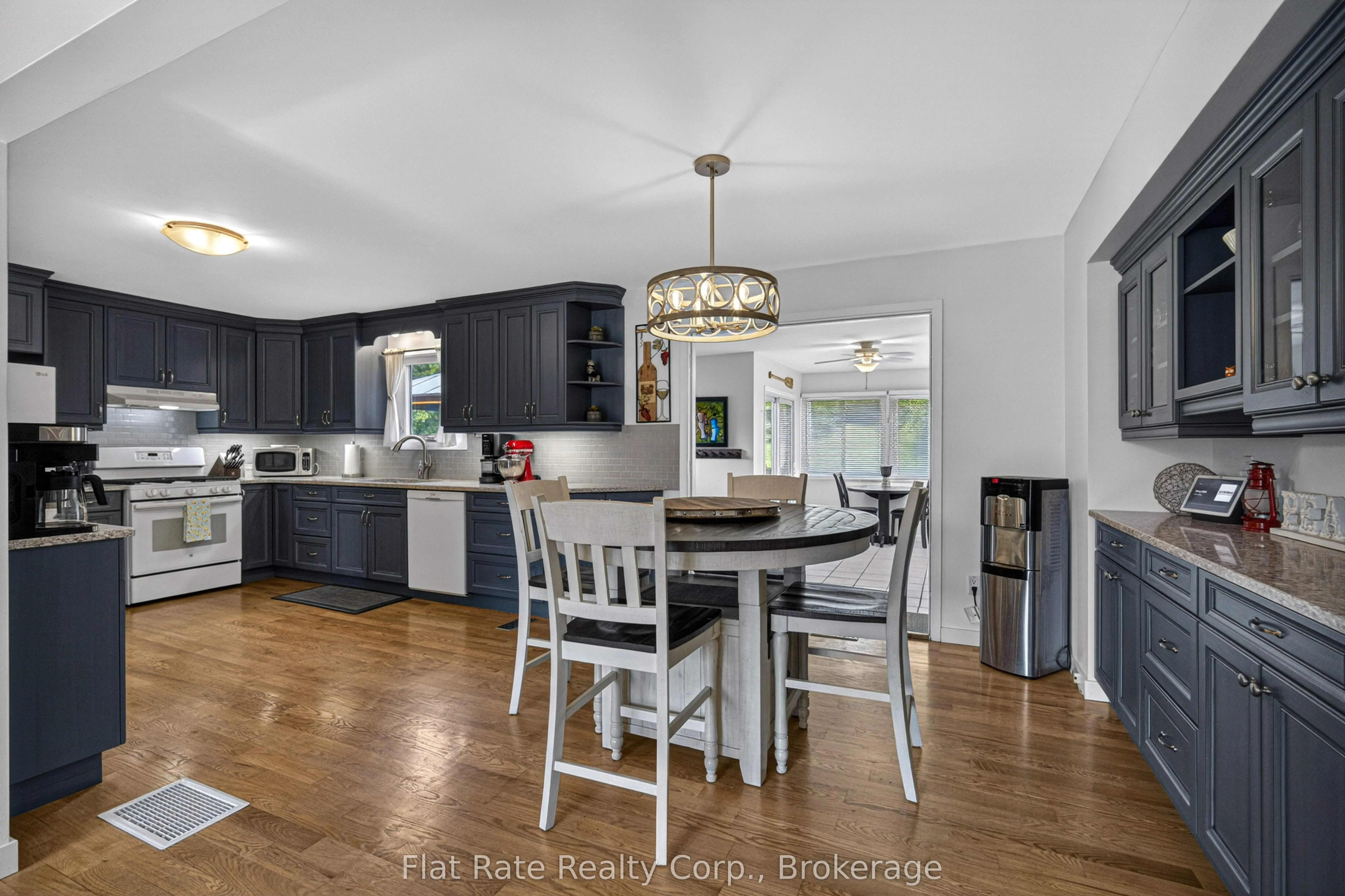 109 PINECREST Avenue