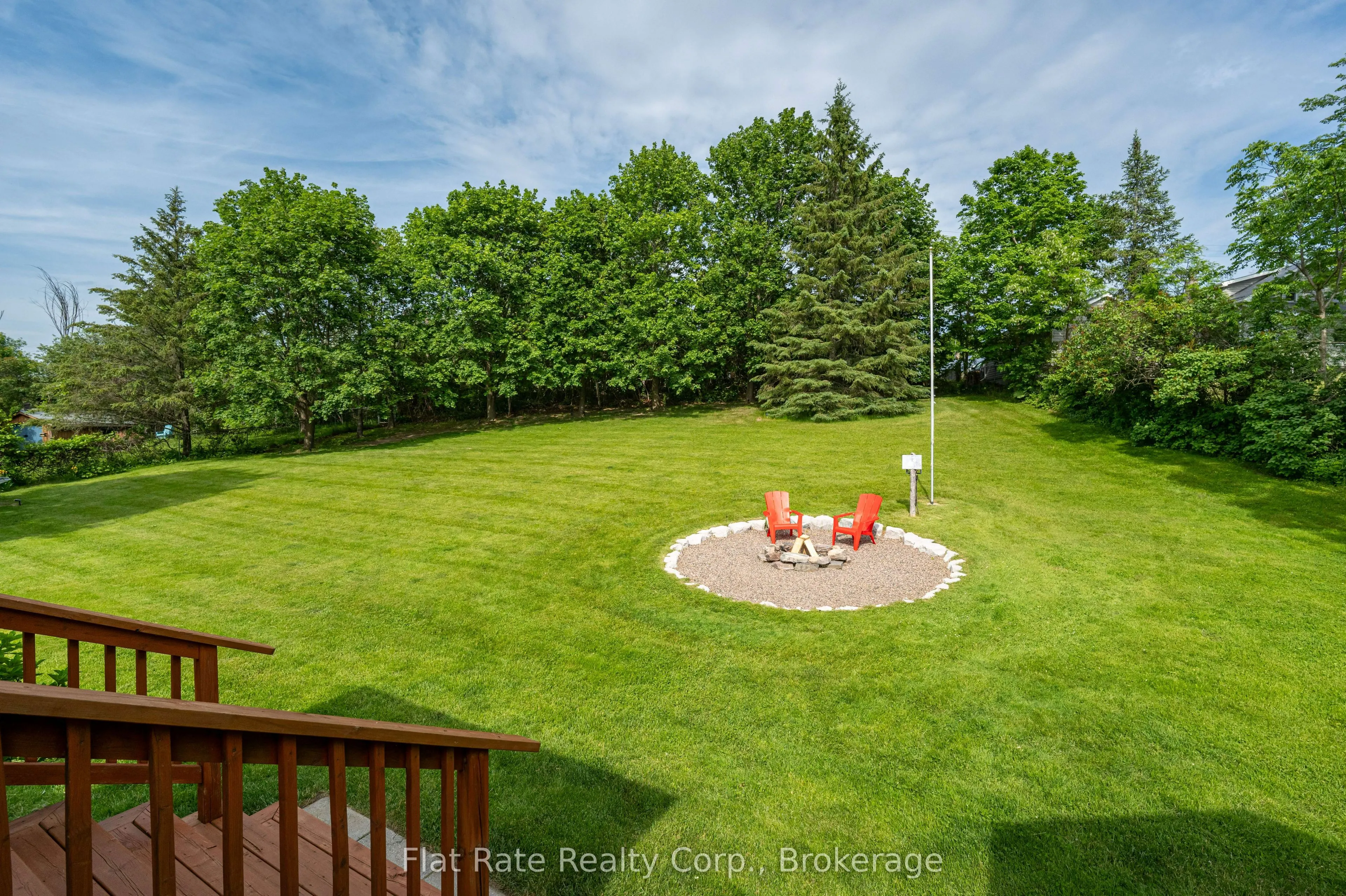 109 PINECREST Avenue