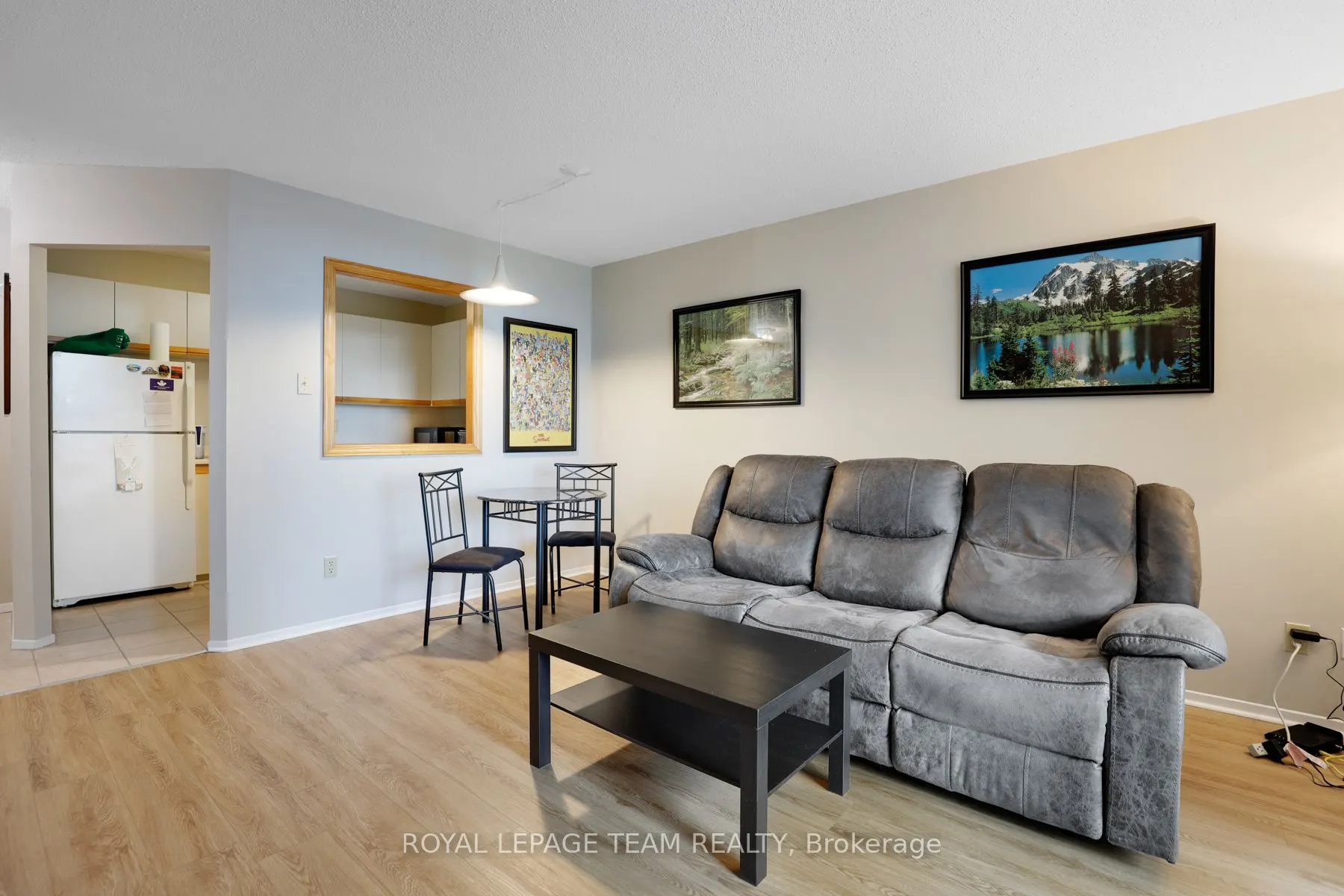 110 Forward Avenue #904