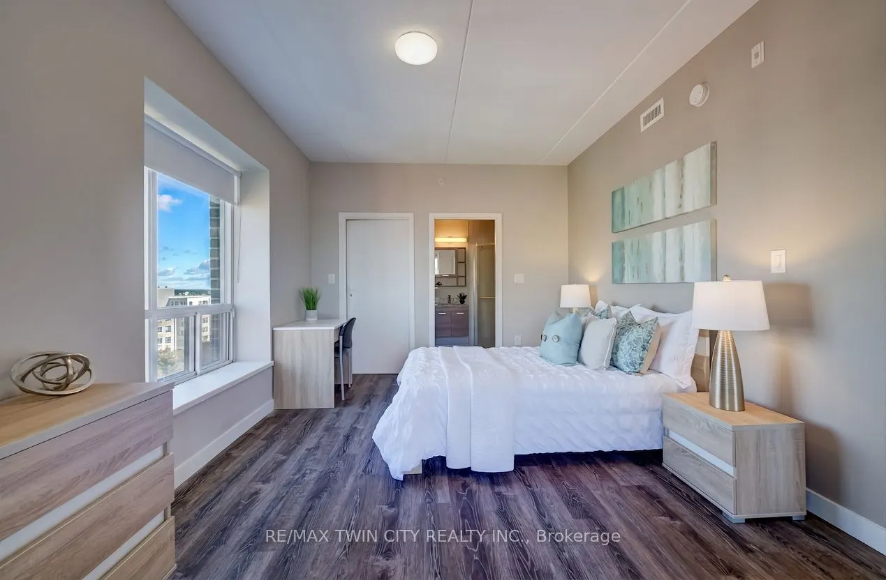 280 Lester Street #708