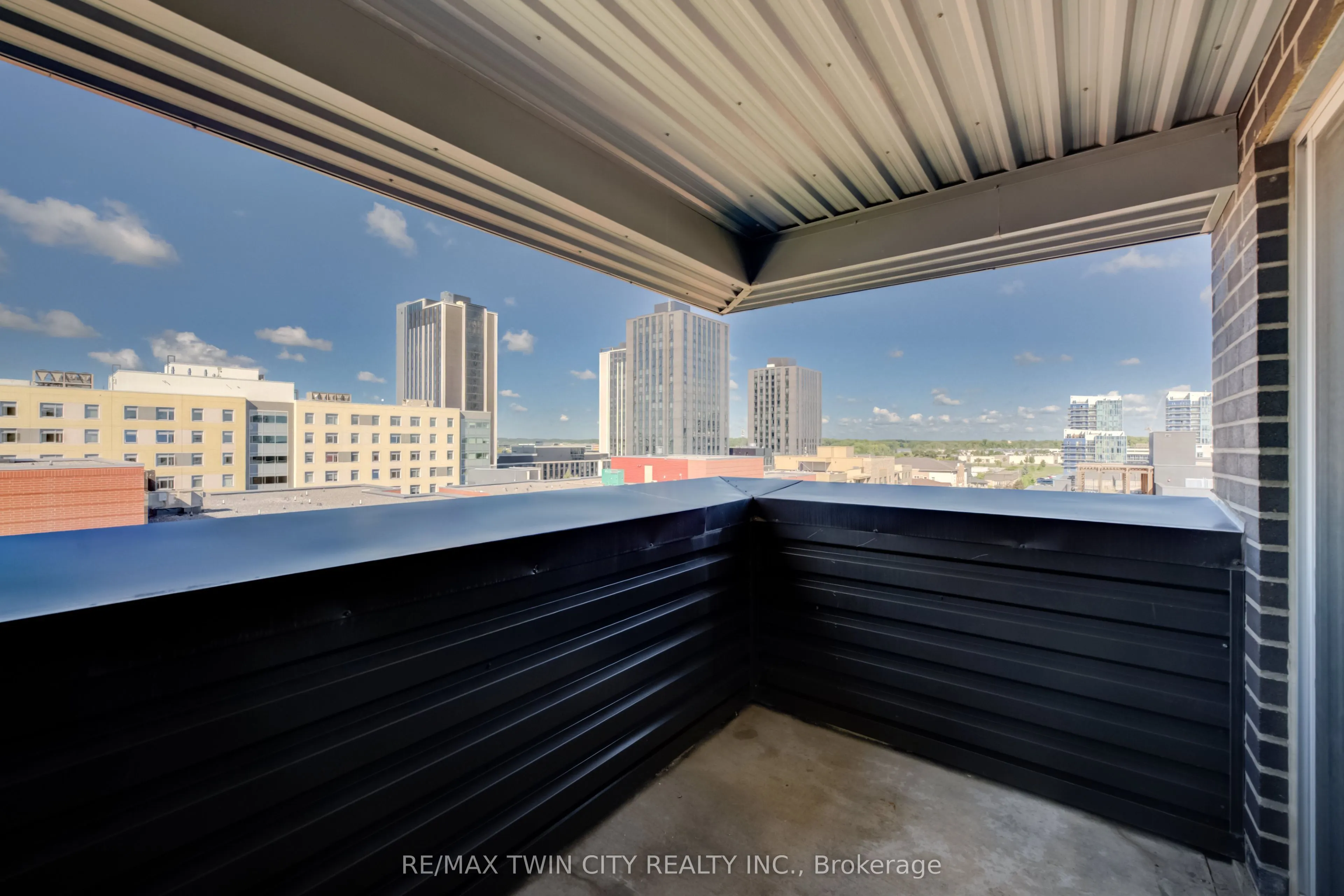 280 Lester Street #708
