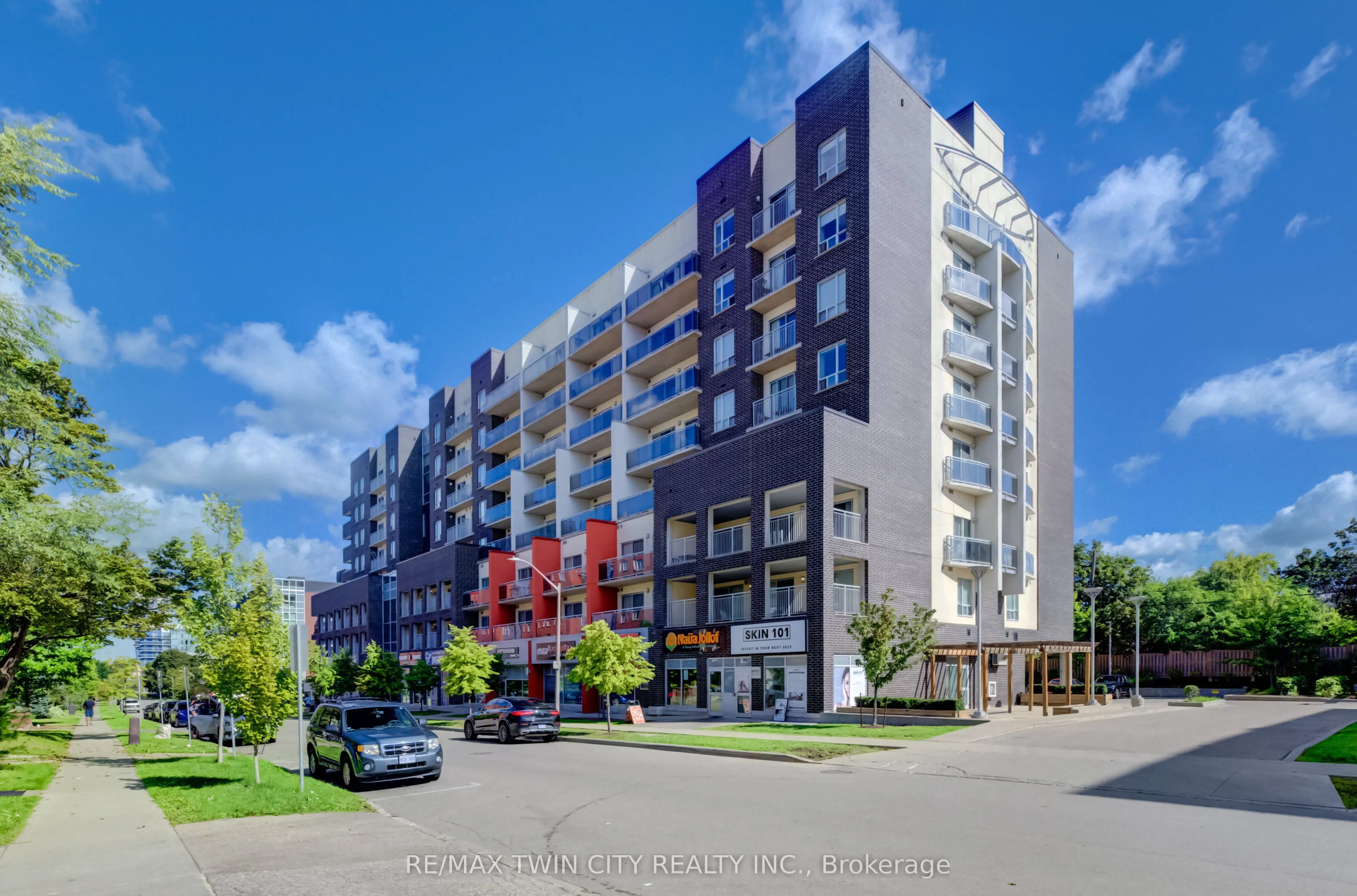280 Lester Street #708