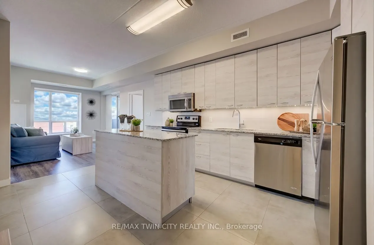 280 Lester Street #708