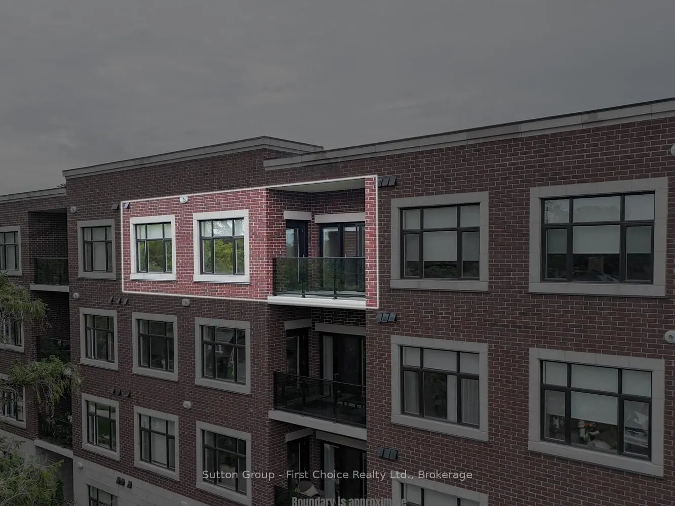 255 JOHN Street N #412