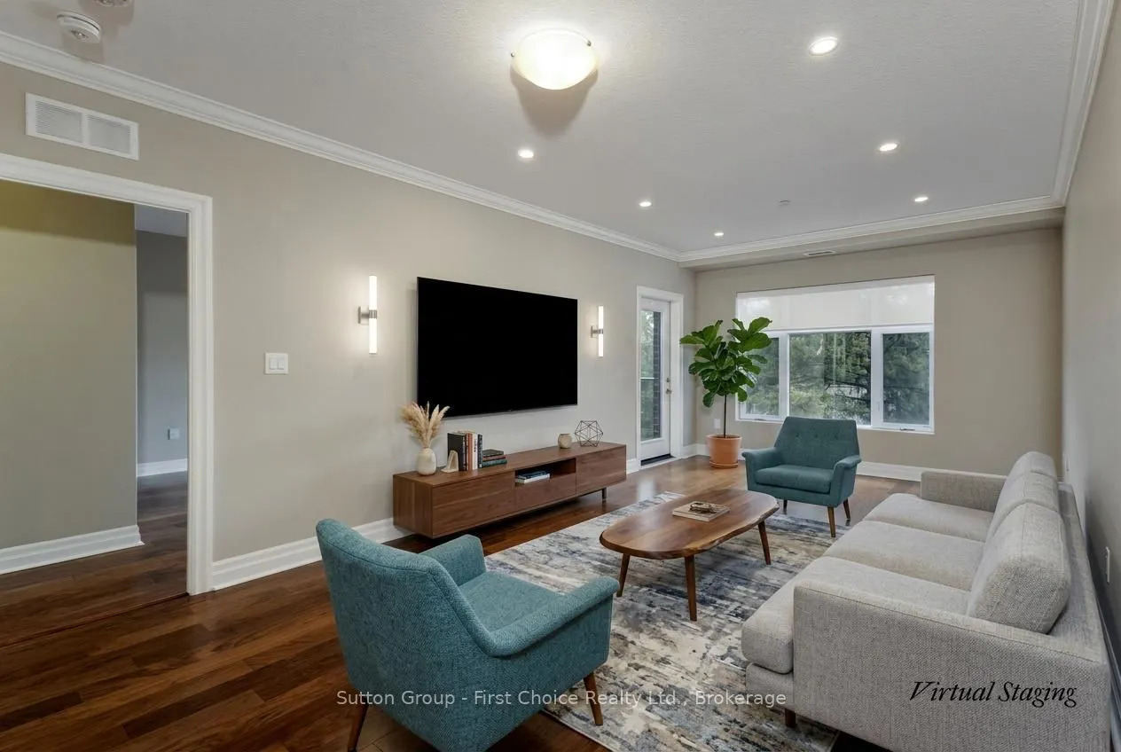 255 JOHN Street N #412