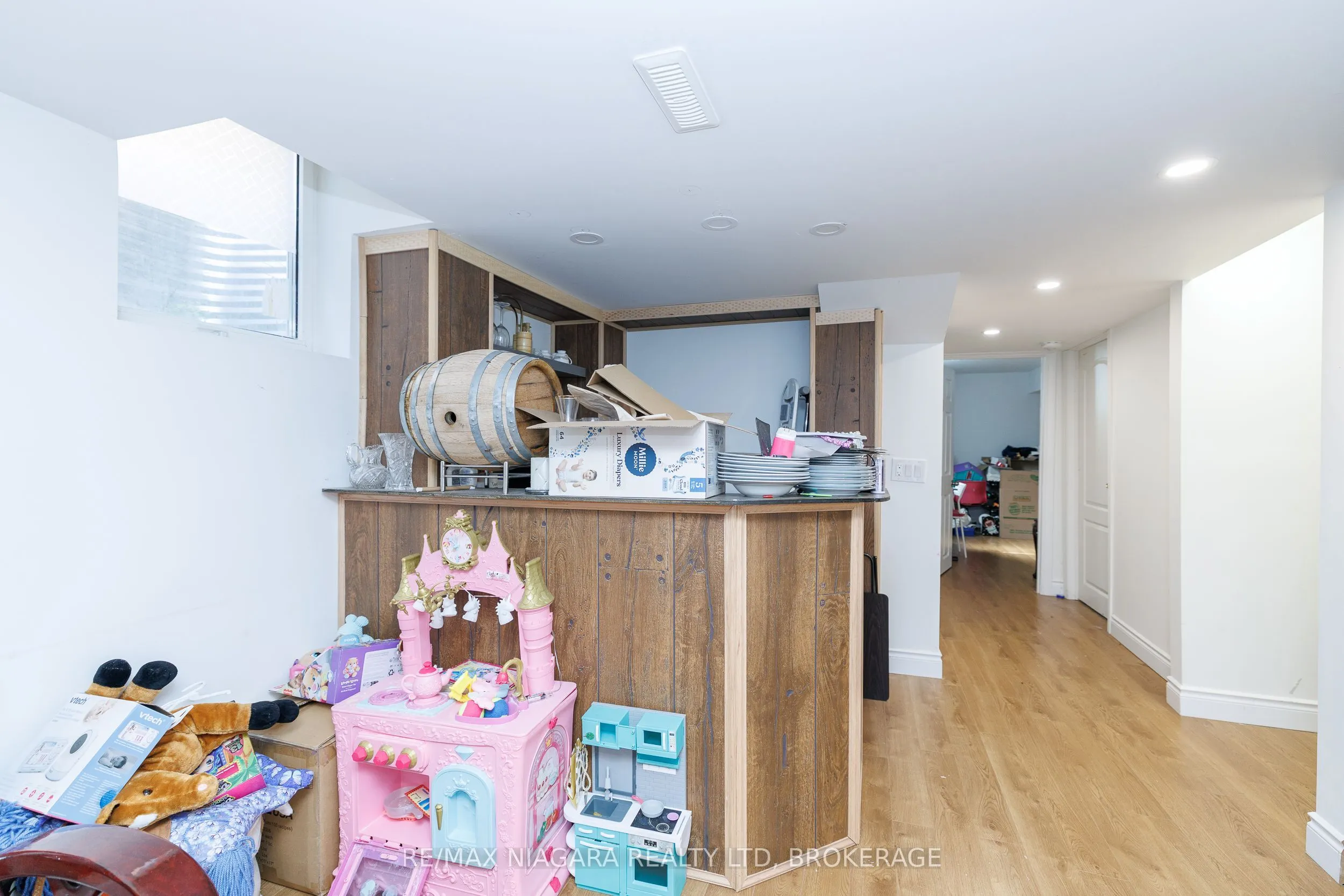 33 COLONEL LYALL Street