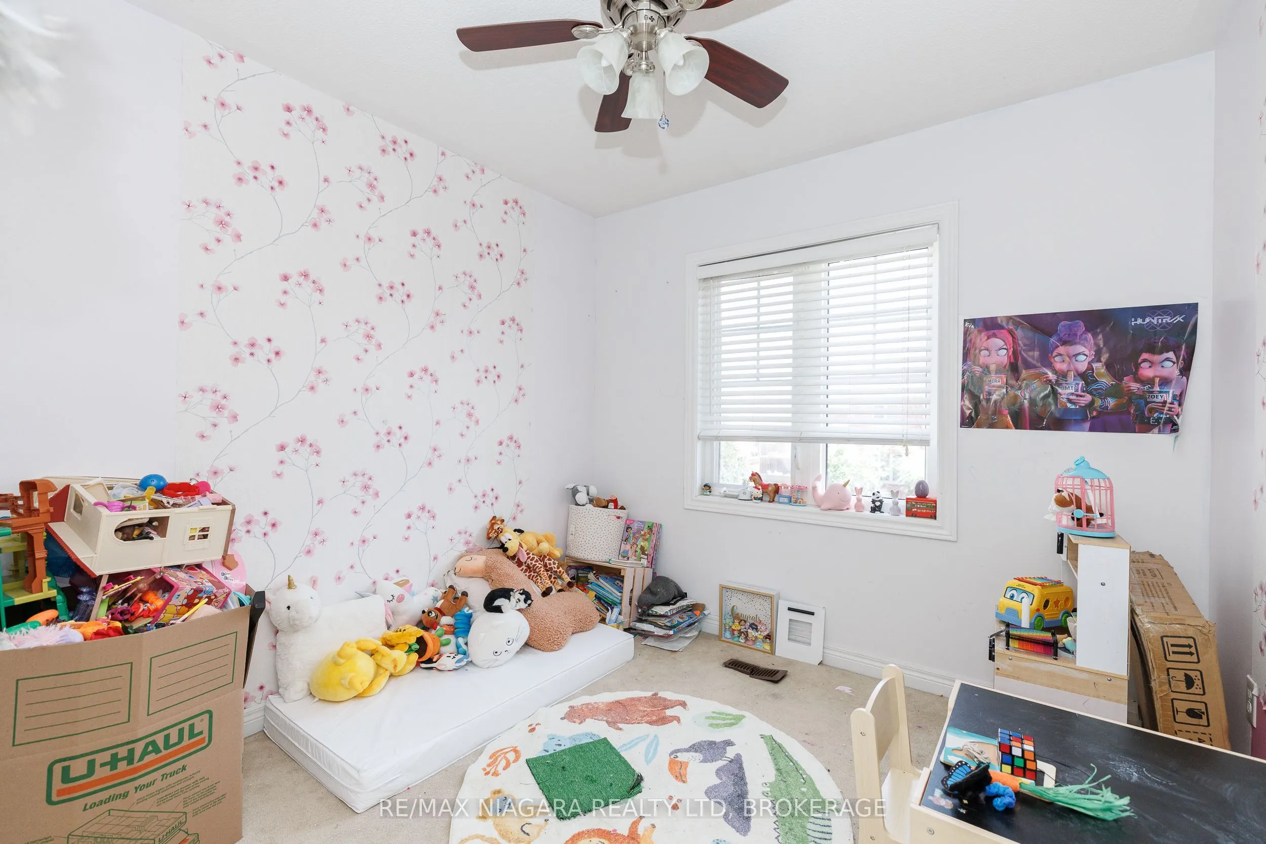 33 COLONEL LYALL Street
