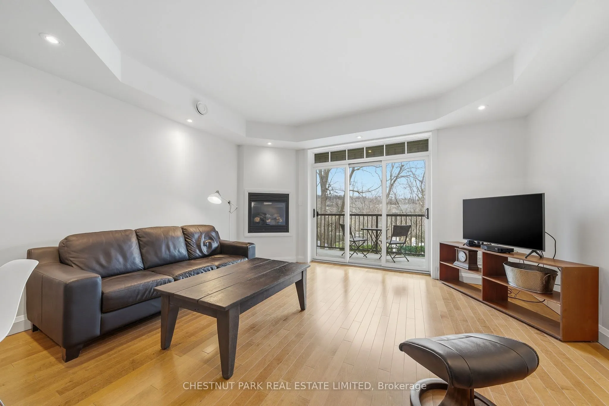 4 Bridge Street #2
