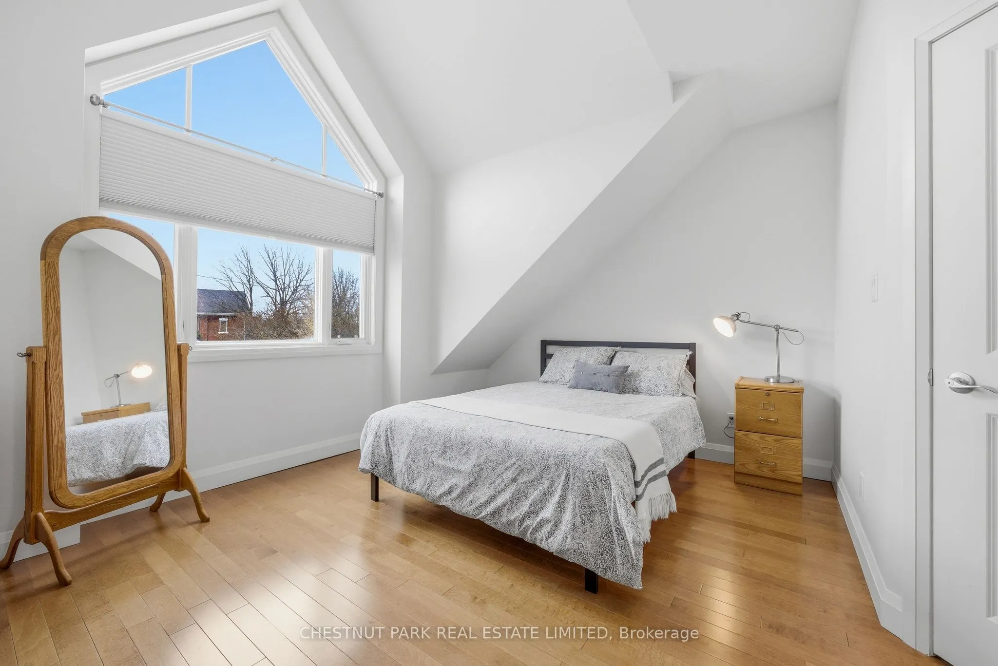4 Bridge Street #2