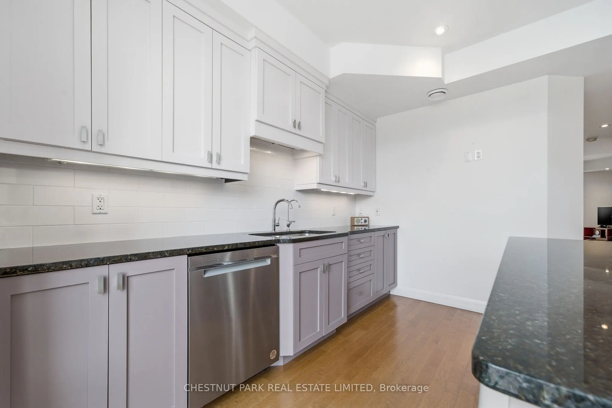 4 Bridge Street #2