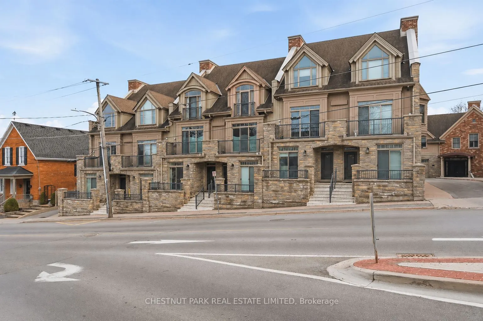 4 Bridge Street #2
