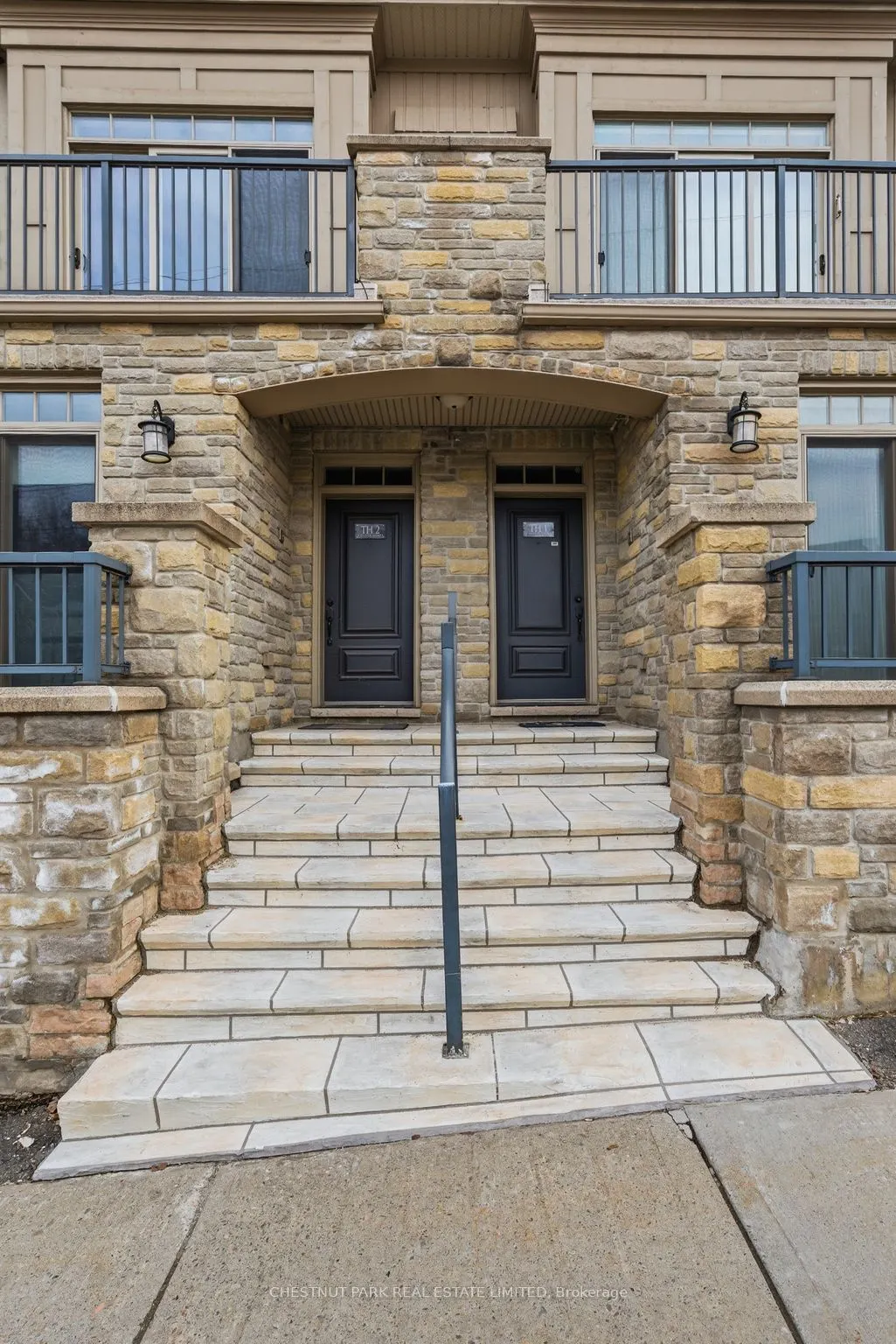 4 Bridge Street #2