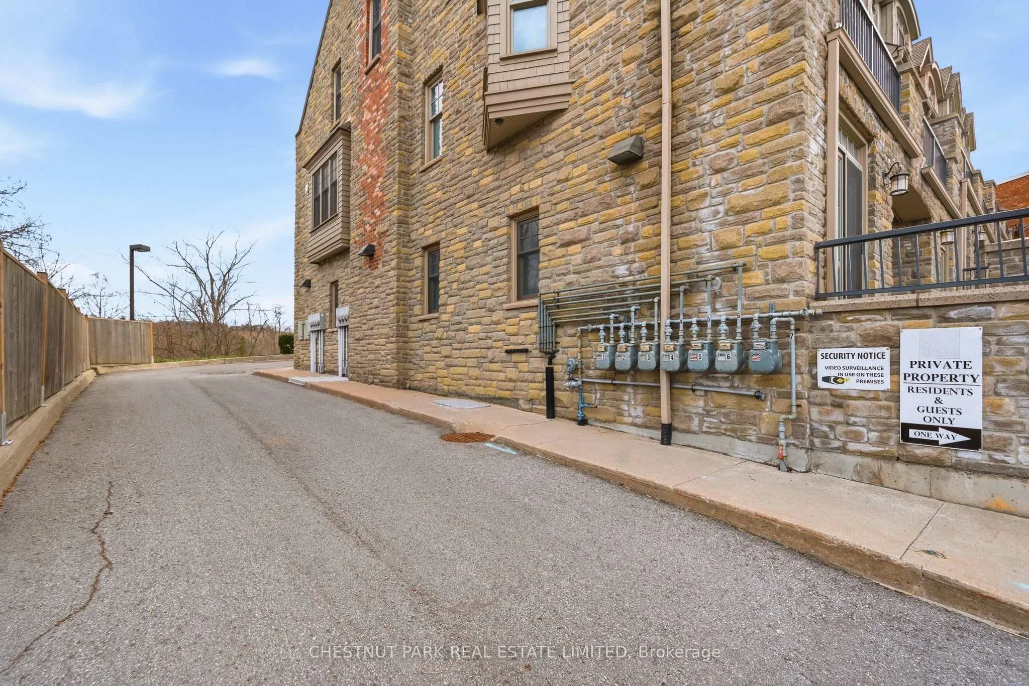 4 Bridge Street #2