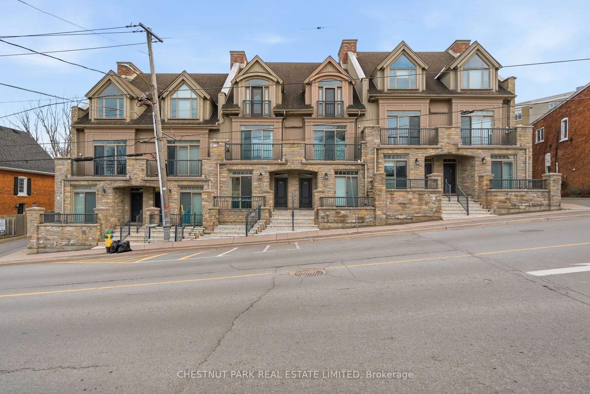 4 Bridge Street #2