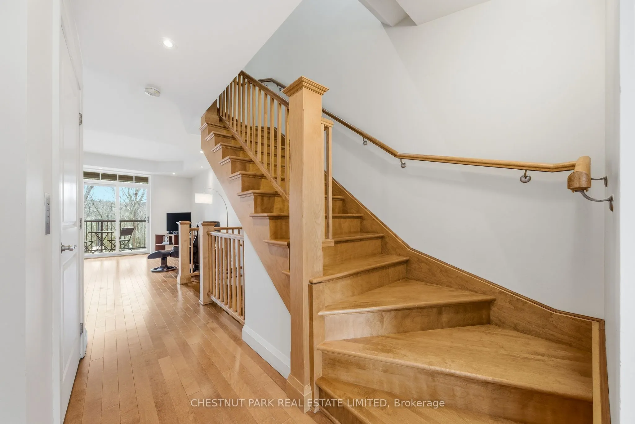 4 Bridge Street #2