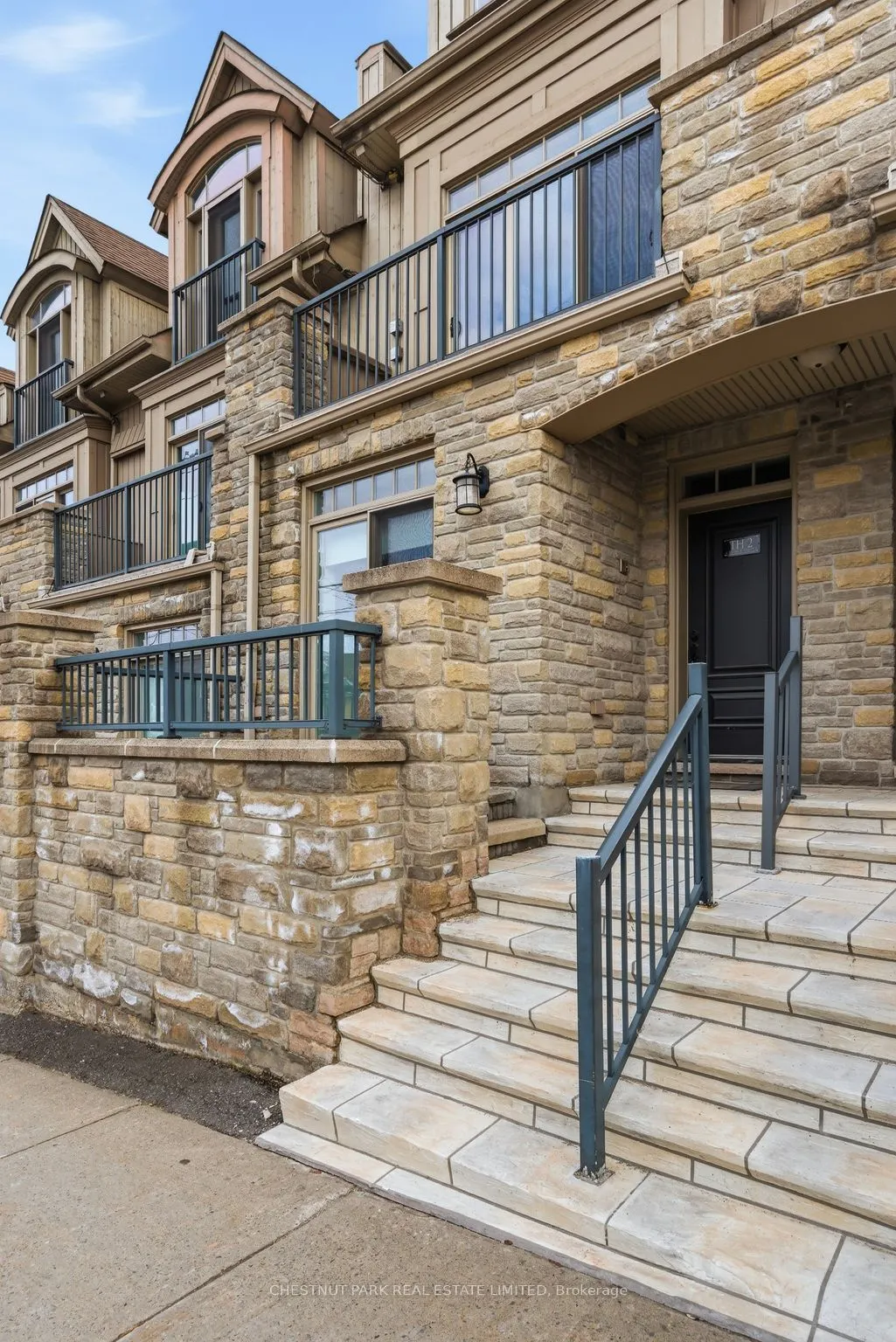 4 Bridge Street #2