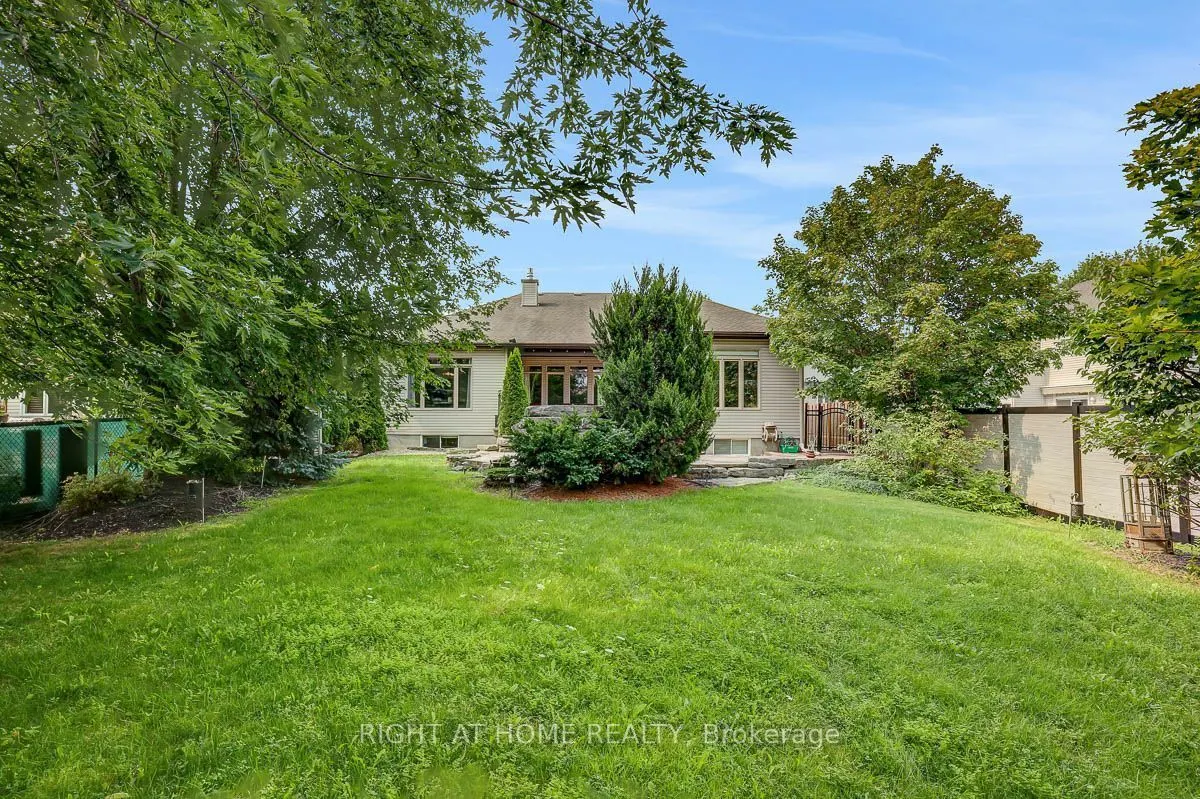 514 Landswood Way