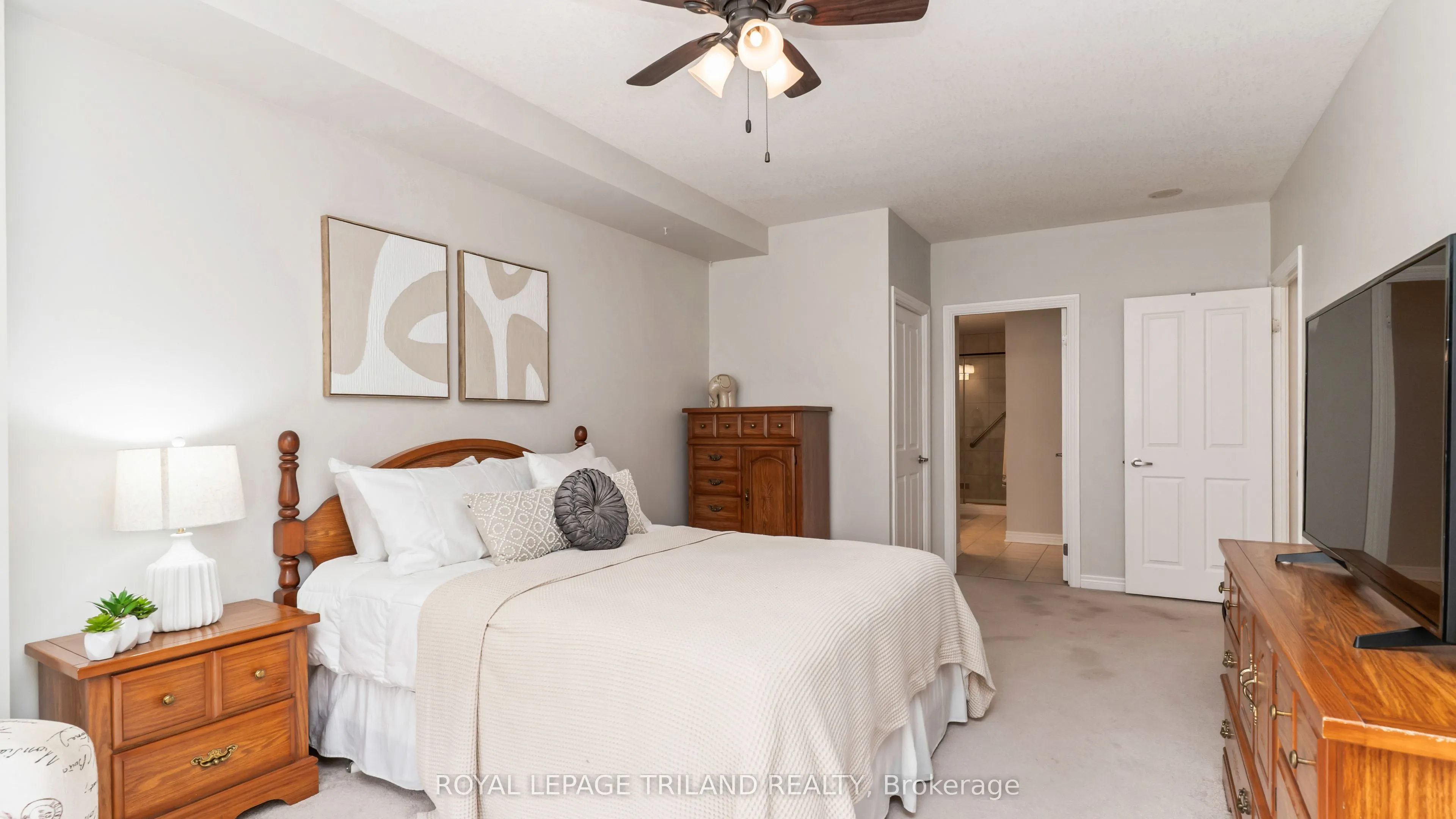 1030 Coronation Drive #812