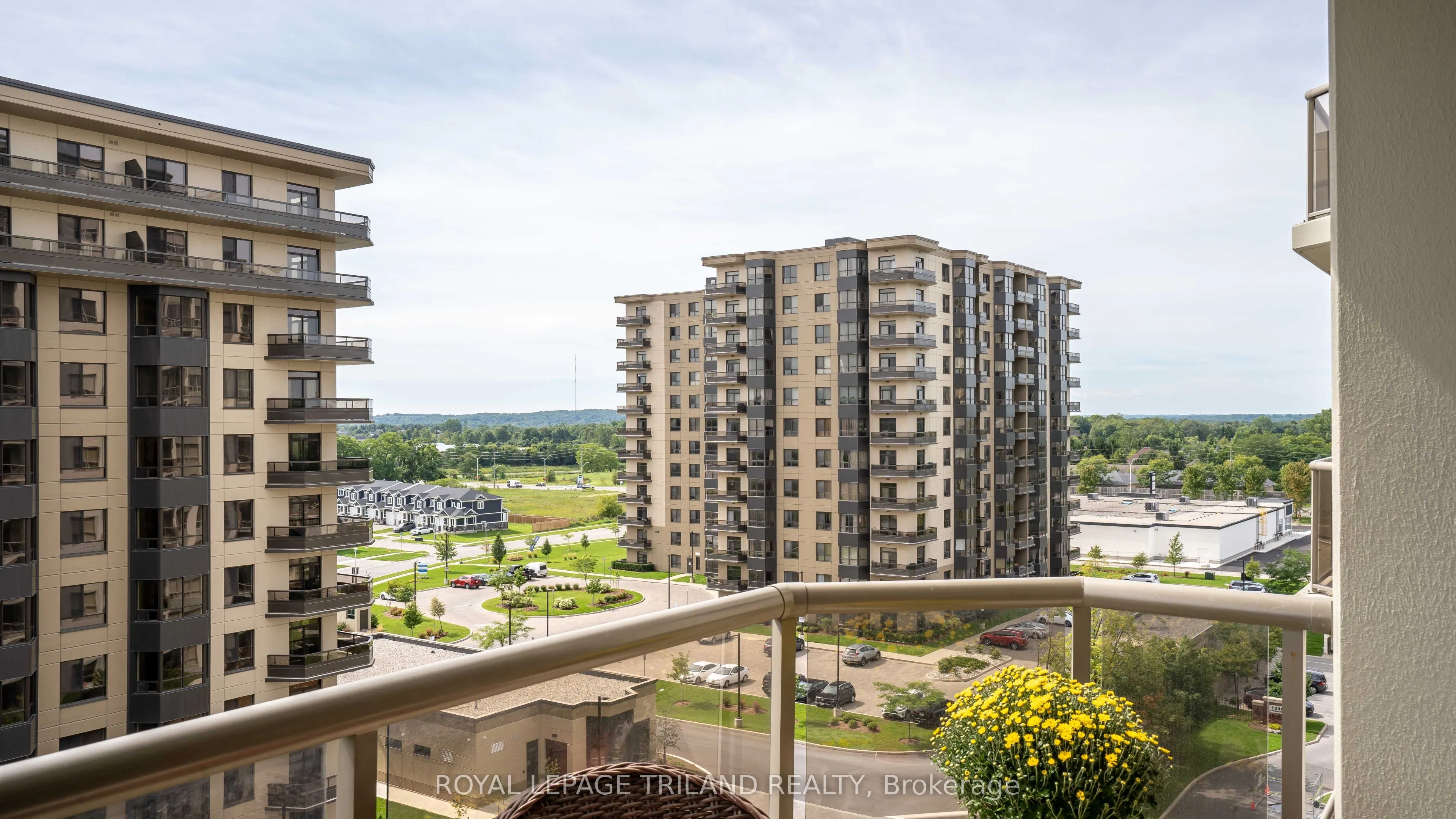 1030 Coronation Drive #812