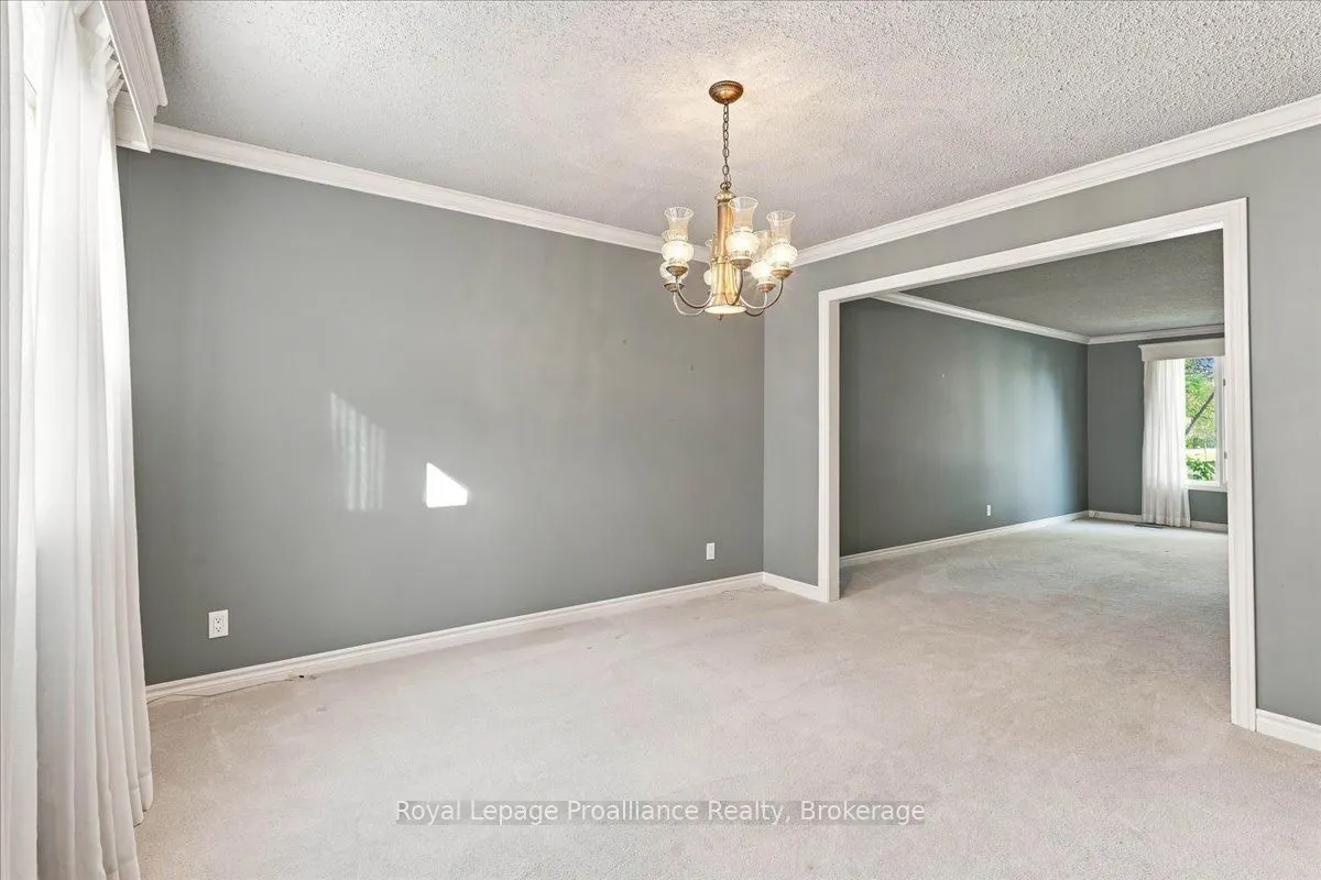 125 Tracey Park Drive