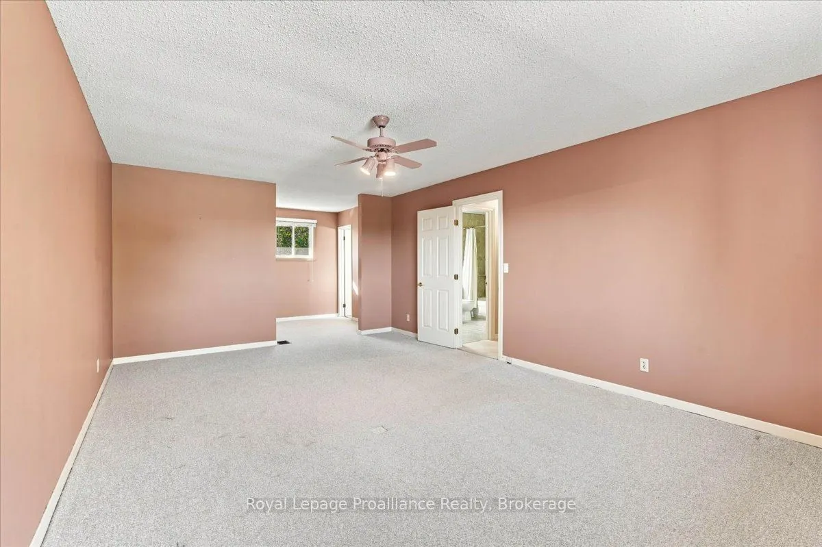 125 Tracey Park Drive