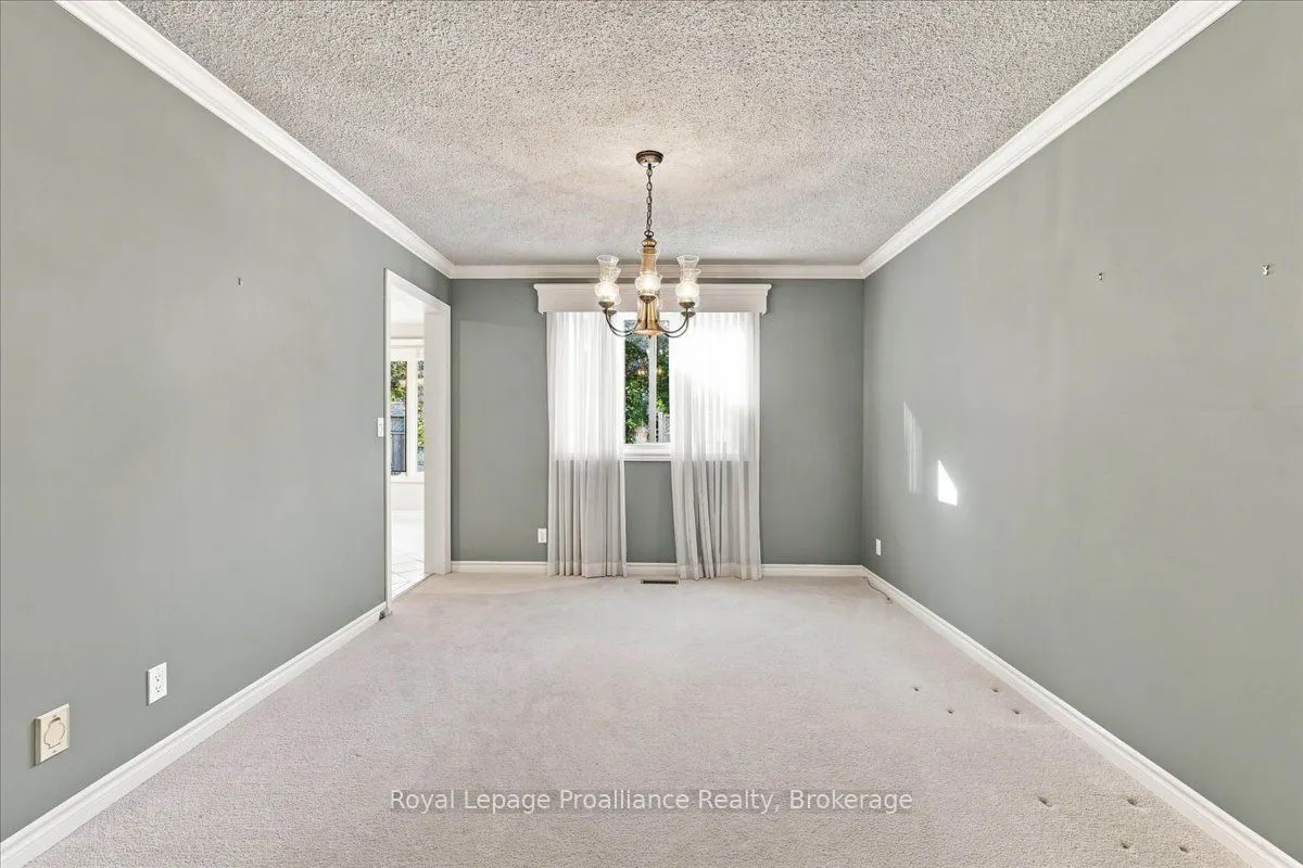 125 Tracey Park Drive