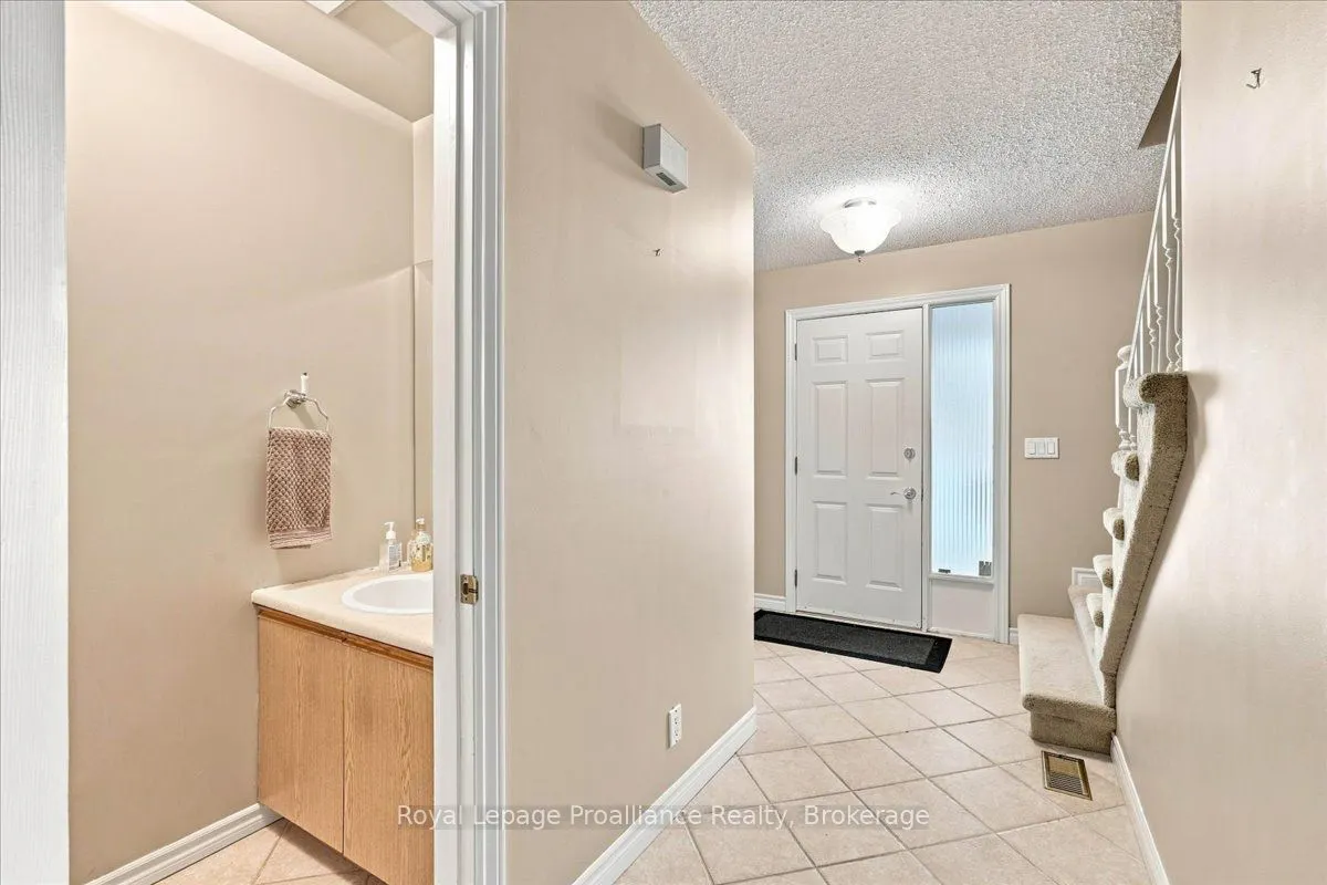 125 Tracey Park Drive